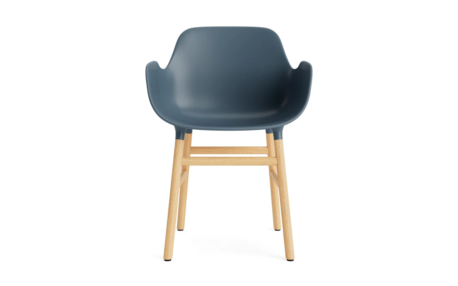 Moderner Form Armlehnstuhl von Normann Copenhagen, der durch sein zeitloses Design und die bequemen Armlehnen besticht.