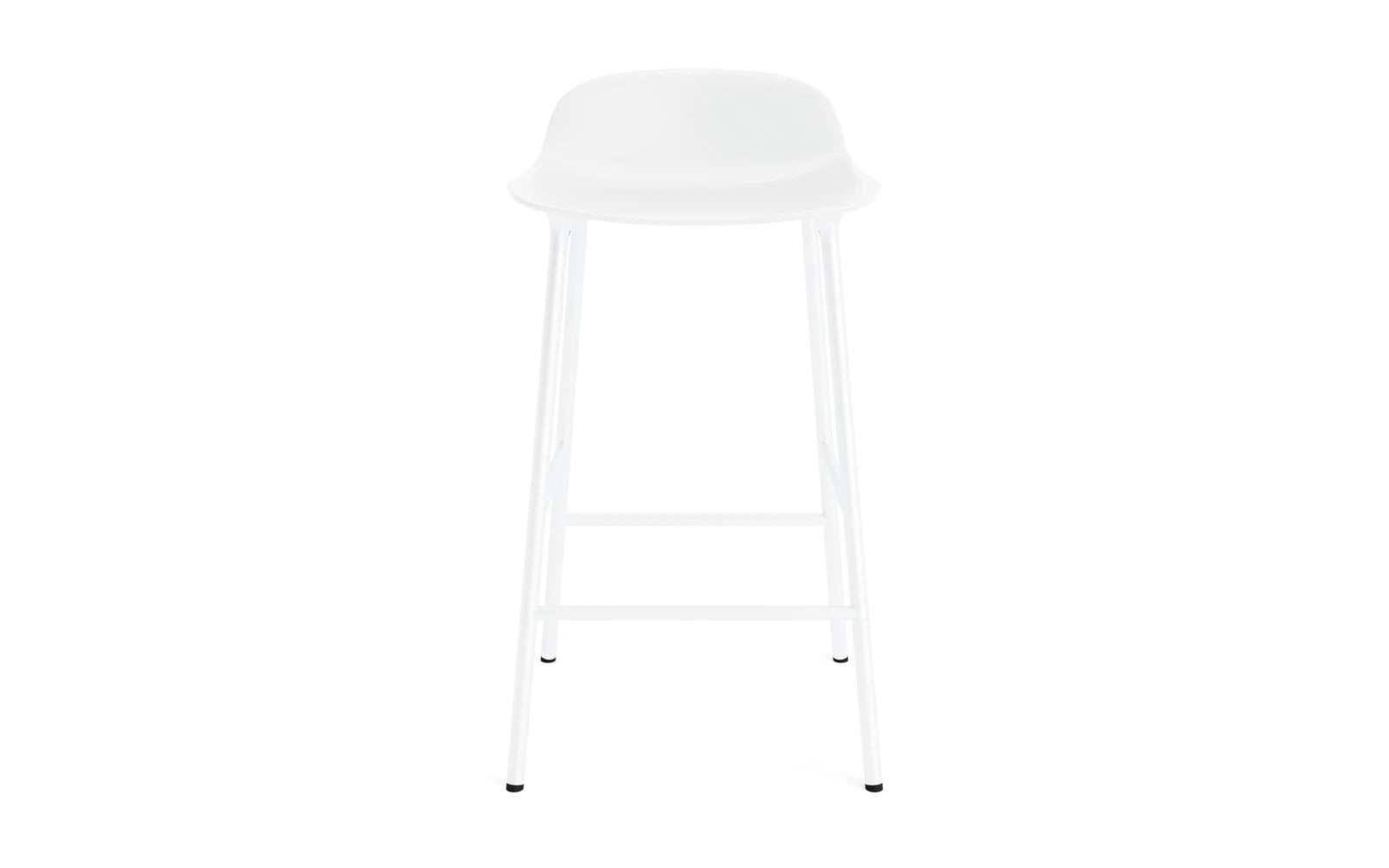 Eleganter Form Barhocker von Normann Copenhagen, ideal für zeitgemäße Innenräume, vereint Komfort und modernes Design.