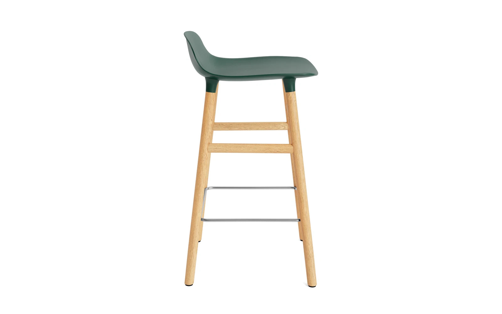 Eleganter Form Barhocker von Normann Copenhagen, ideal für moderne Bars und Küchen, vereint Funktionalität und ästhetisches Design.