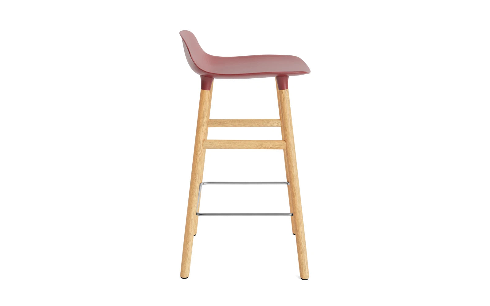 Stylischer Form Barhocker von Normann Copenhagen, ideal für moderne Bars und Küchen, vereint Funktionalität und zeitgemäßes Design.