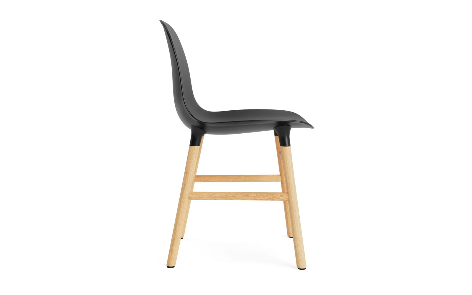 Moderner Form Stuhl von Normann Copenhagen, der durch seine geschwungene Form und hochwertige Verarbeitung besticht.