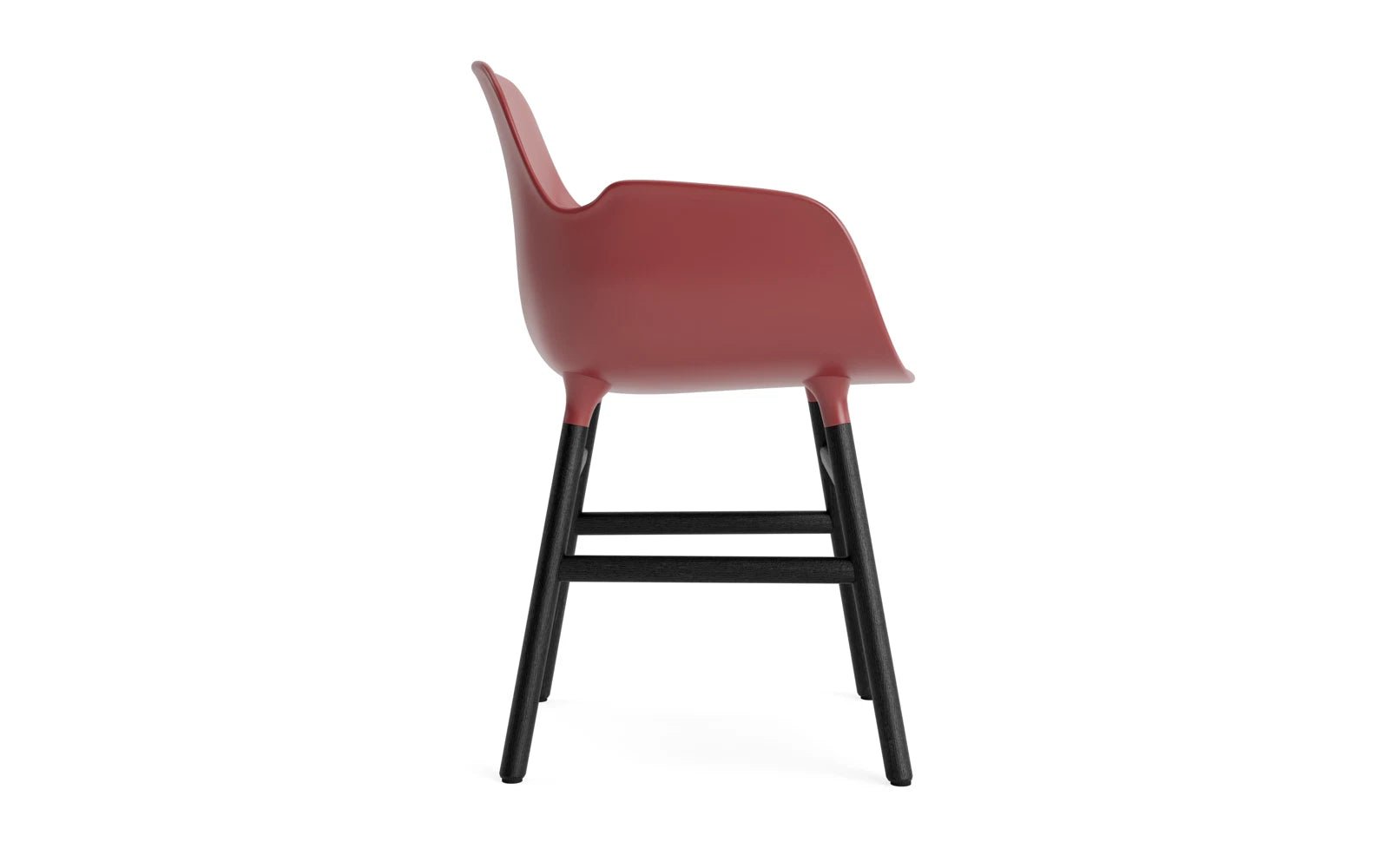 Eleganter Armlehnstuhl von Normann Copenhagen, der mit seinem modernen Design und komfortablen Sitzfläche überzeugt.