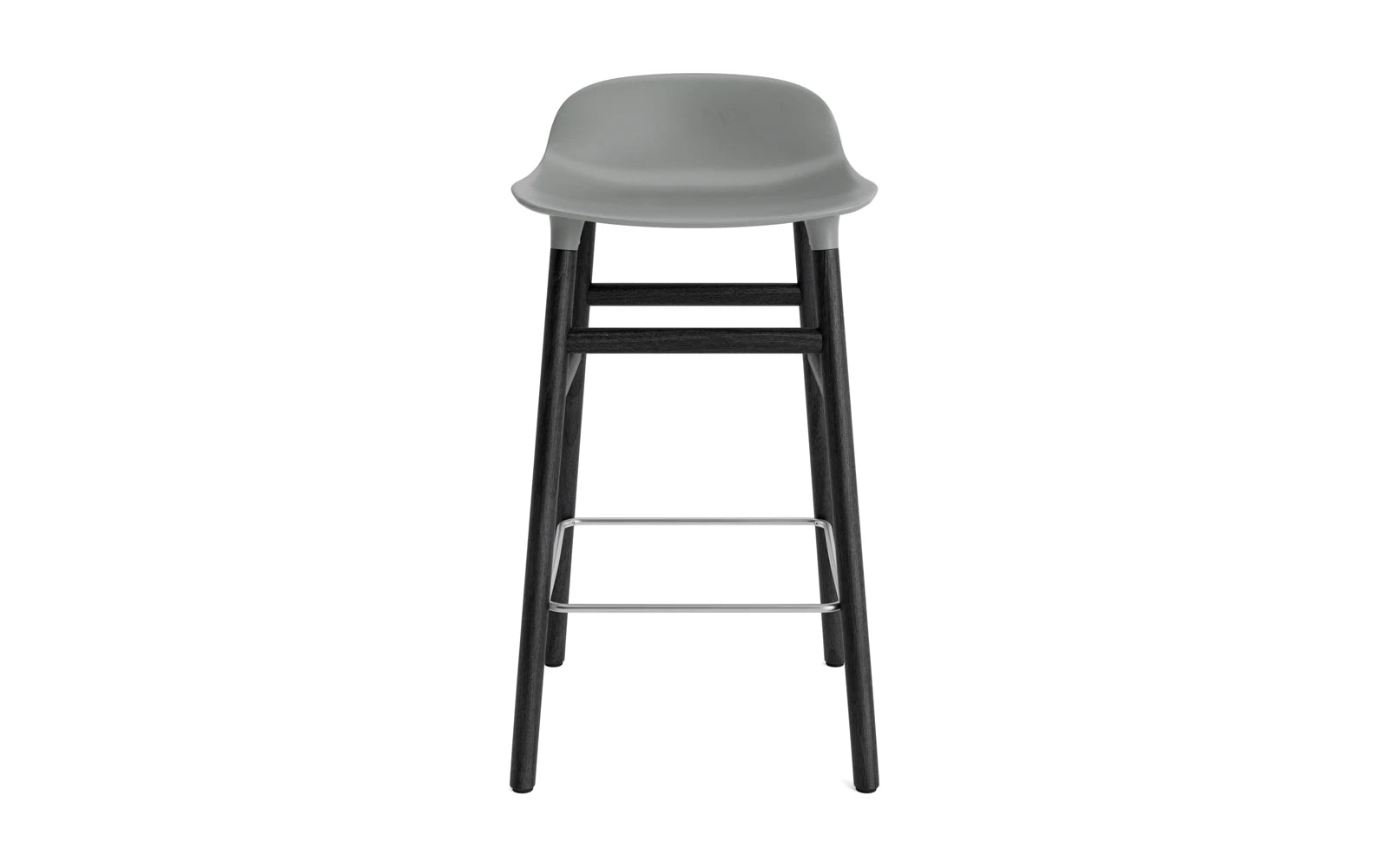 Stylischer Form Barhocker von Normann Copenhagen, der durch seine klare Linienführung und bequeme Sitzfläche besticht.