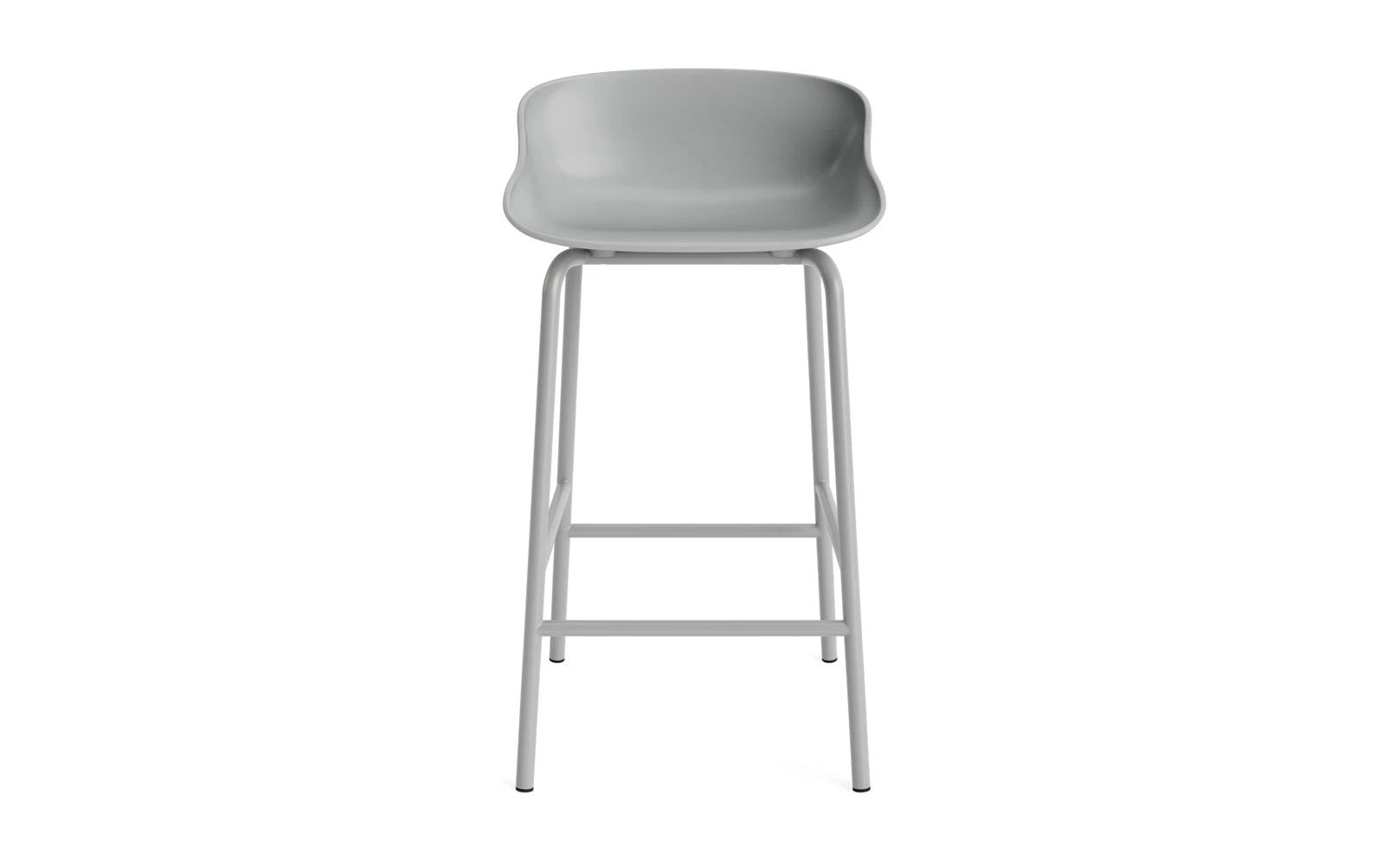 Der Hyg Barhocker von Normann Copenhagen vereint skandinavisches Design mit höchstem Sitzkomfort – ideal für moderne Bars und Küchen.