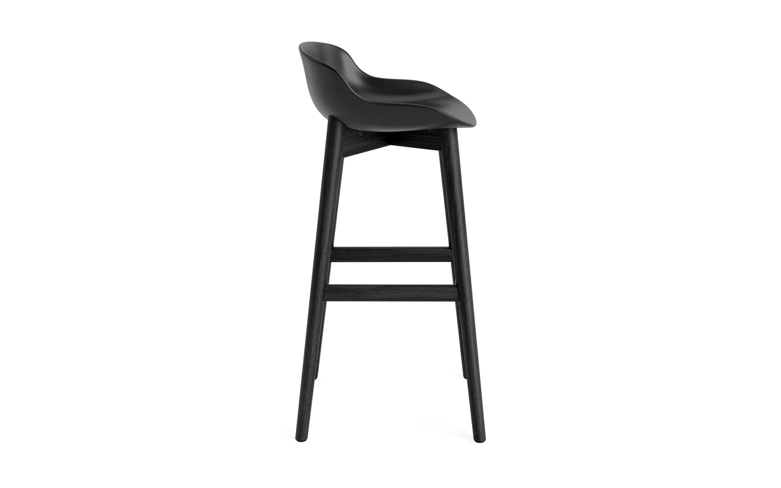 Genießen Sie den Hyg Barhocker 75 cm in stilvollem Schwarz und edler Eiche von Normann Copenhagen – perfekter Komfort für gesellige Momente.