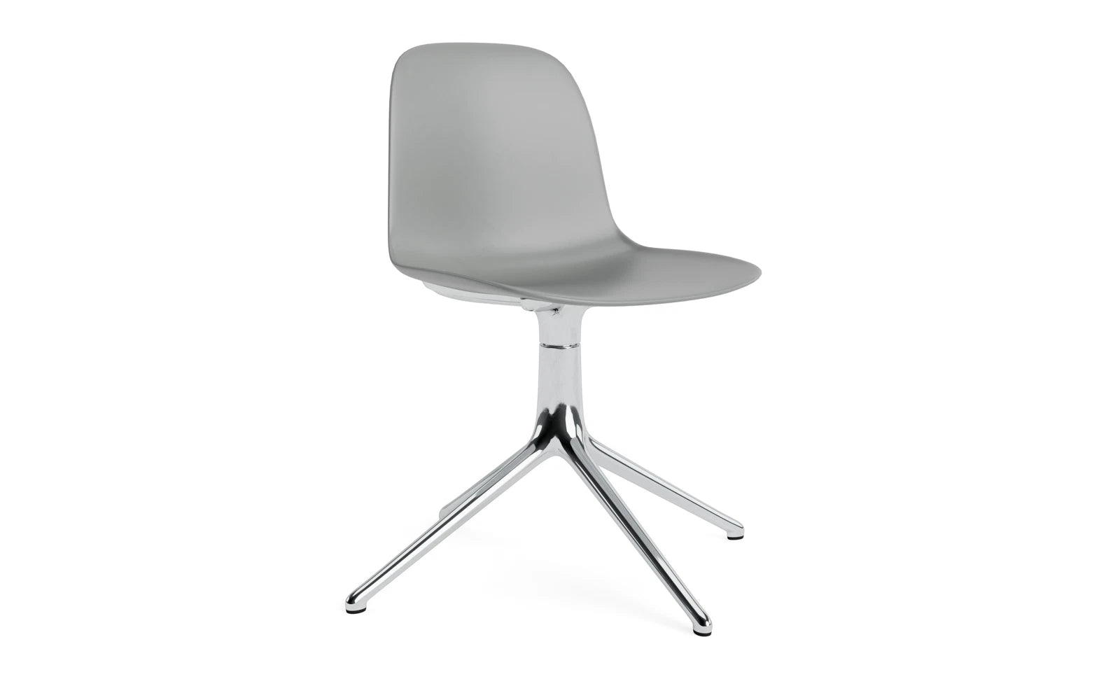 Form Drehstuhl: Skandinavisches Design trifft auf Komfort und Stil.