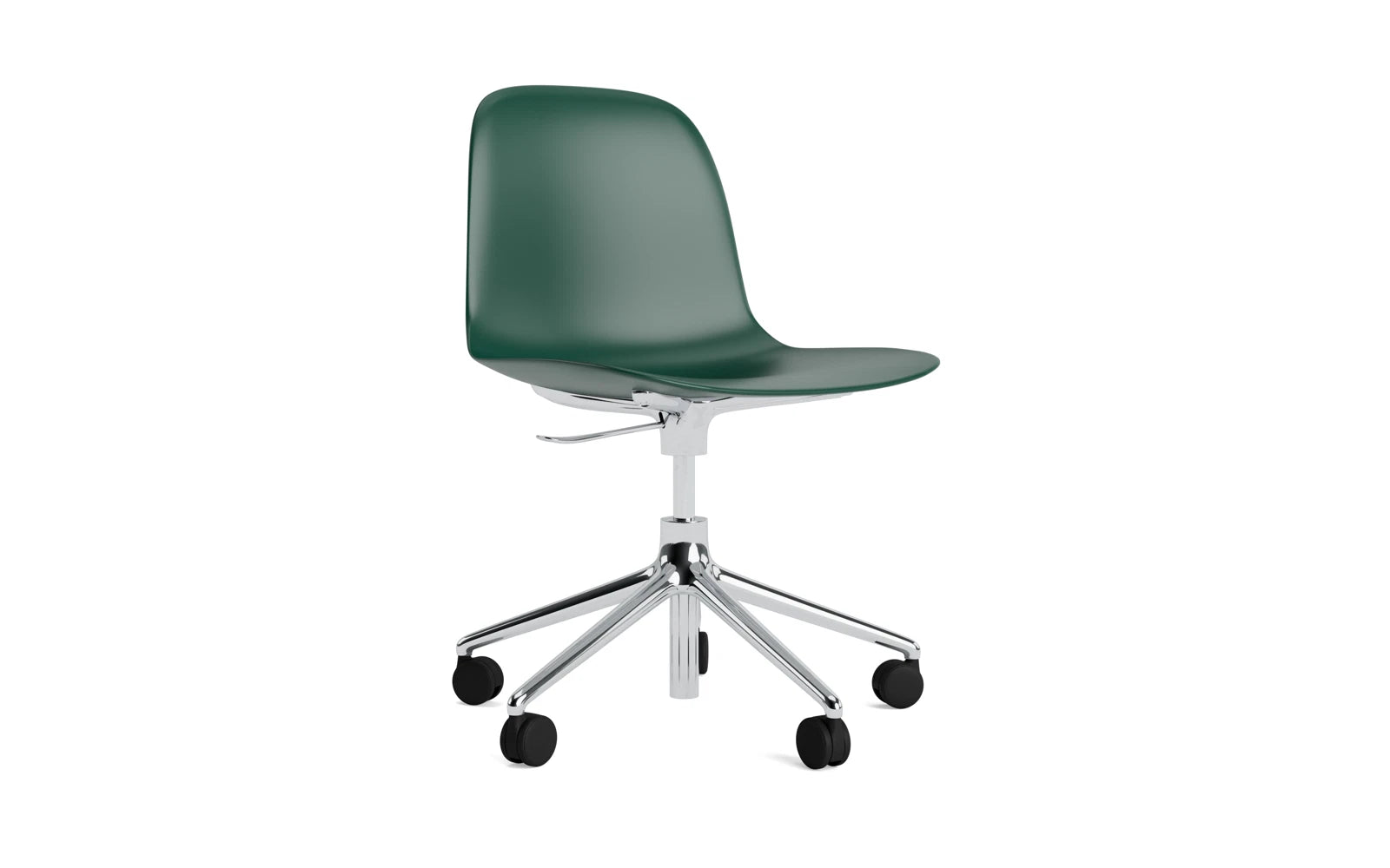 Eleganter Drehstuhl mit Rollen von Normann Copenhagen, vereint modernes Design und Funktionalität für ein komfortables Arbeitsumfeld.