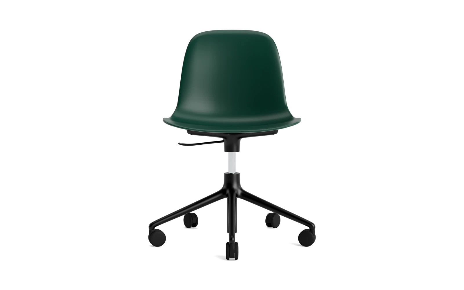 Eleganter Dreh-Schalenstuhl mit Rollen von Normann Copenhagen, ideal für stilvolle Büros und komfortables Arbeiten.