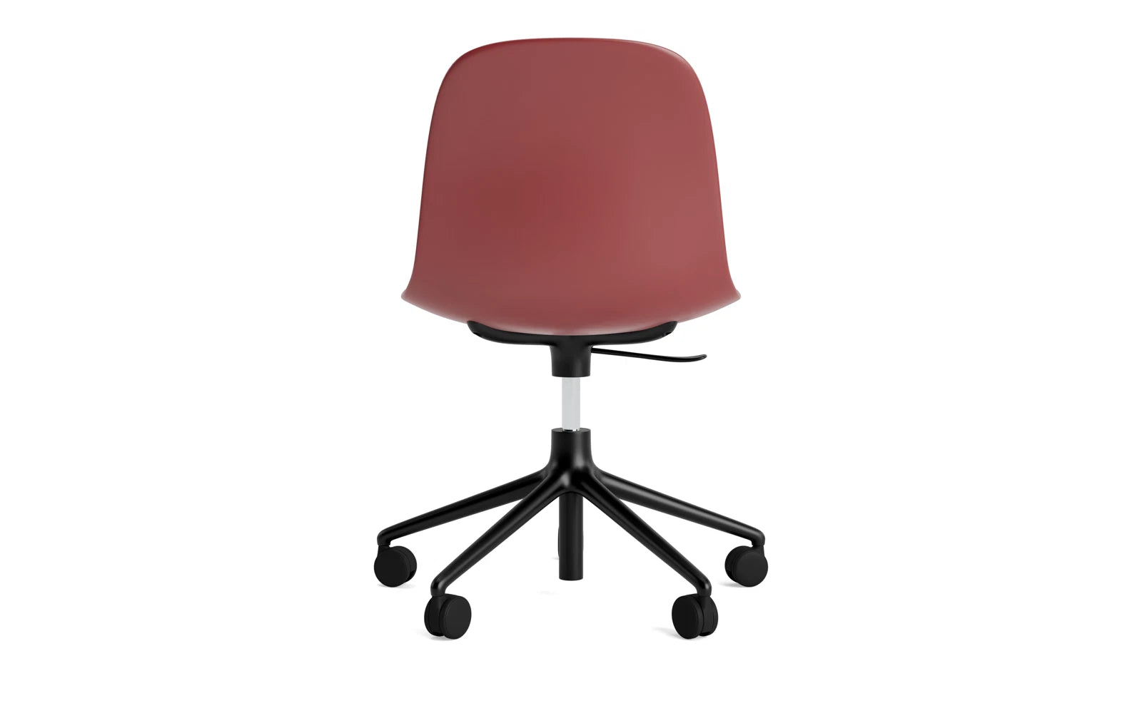 Moderner Drehstuhl von Normann Copenhagen mit Rollen, perfekt für kreative Arbeitsumgebungen, vereint Komfort und zeitgemäße Ästhetik.