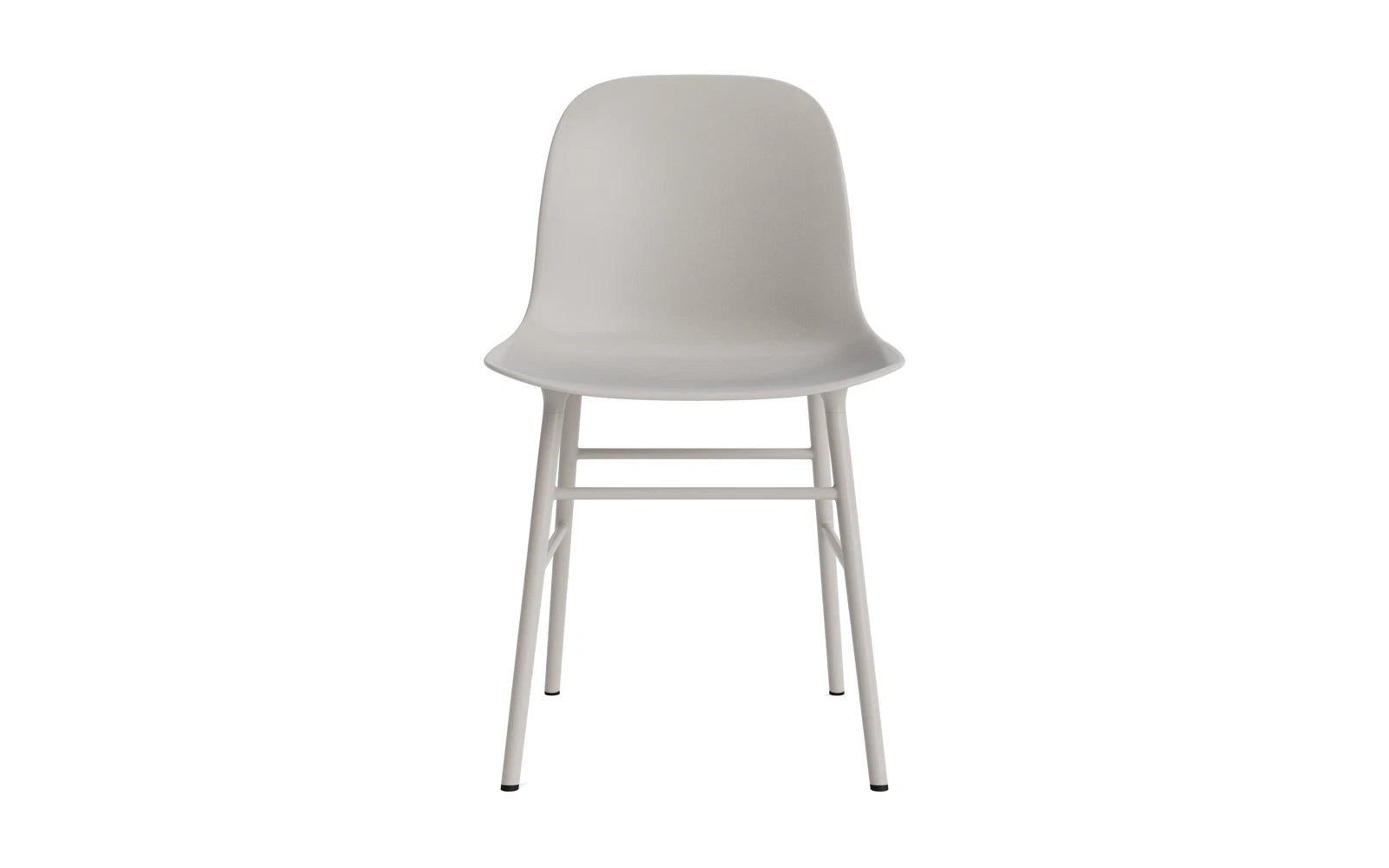 Erleben Sie den Form Stuhl in Warmem Grau von Normann Copenhagen – ein elegantes Beispiel für skandinavisches Design, das Komfort und Stil vereint.