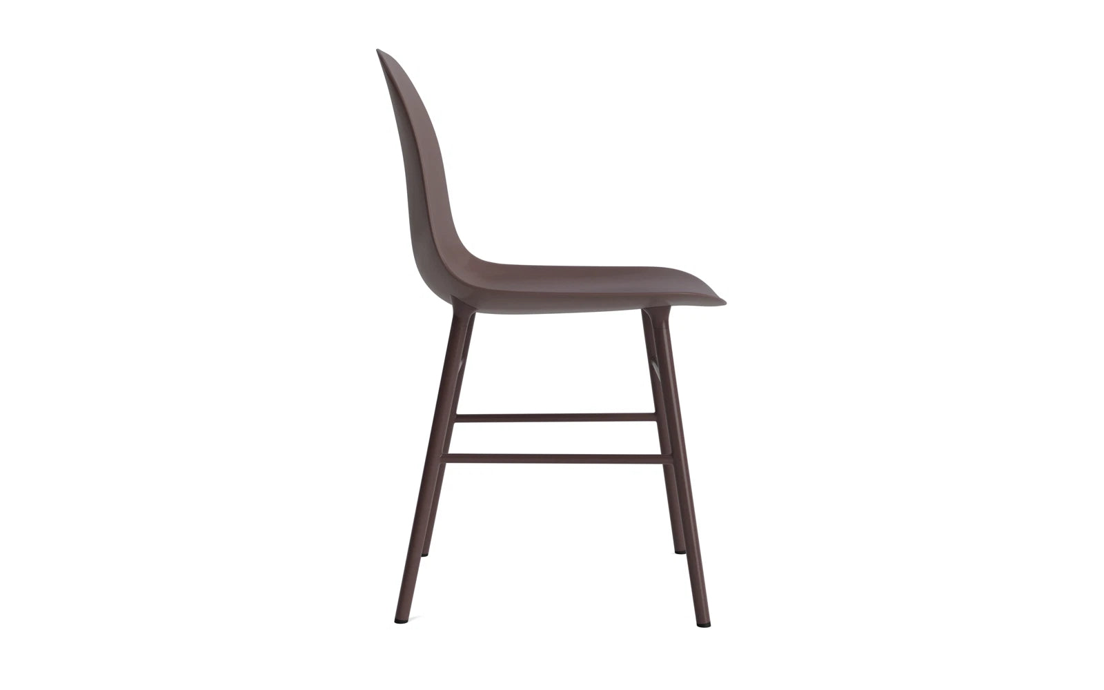 Entdecken Sie den Form Stuhl Braun von Normann Copenhagen – ein skandinavisches Designwunder, das Komfort und Stil vereint.
