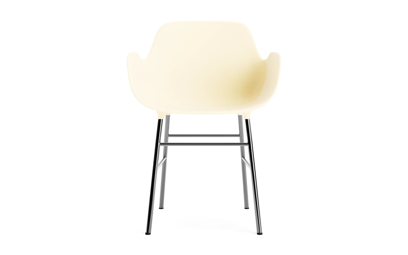 Entdecken Sie den Form Lehnstuhl in Chrom und Creme von Normann Copenhagen – ein eleganter Stuhl mit Armlehnen, ideal für modernes Wohnen.
