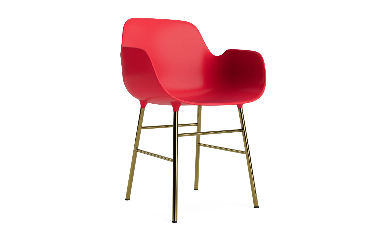 Form Lehnstuhl Messing Leuchtendes rot in  präsentiert im Onlineshop von KAQTU Design AG. Stuhl mit Armlehne ist von Normann Copenhagen
