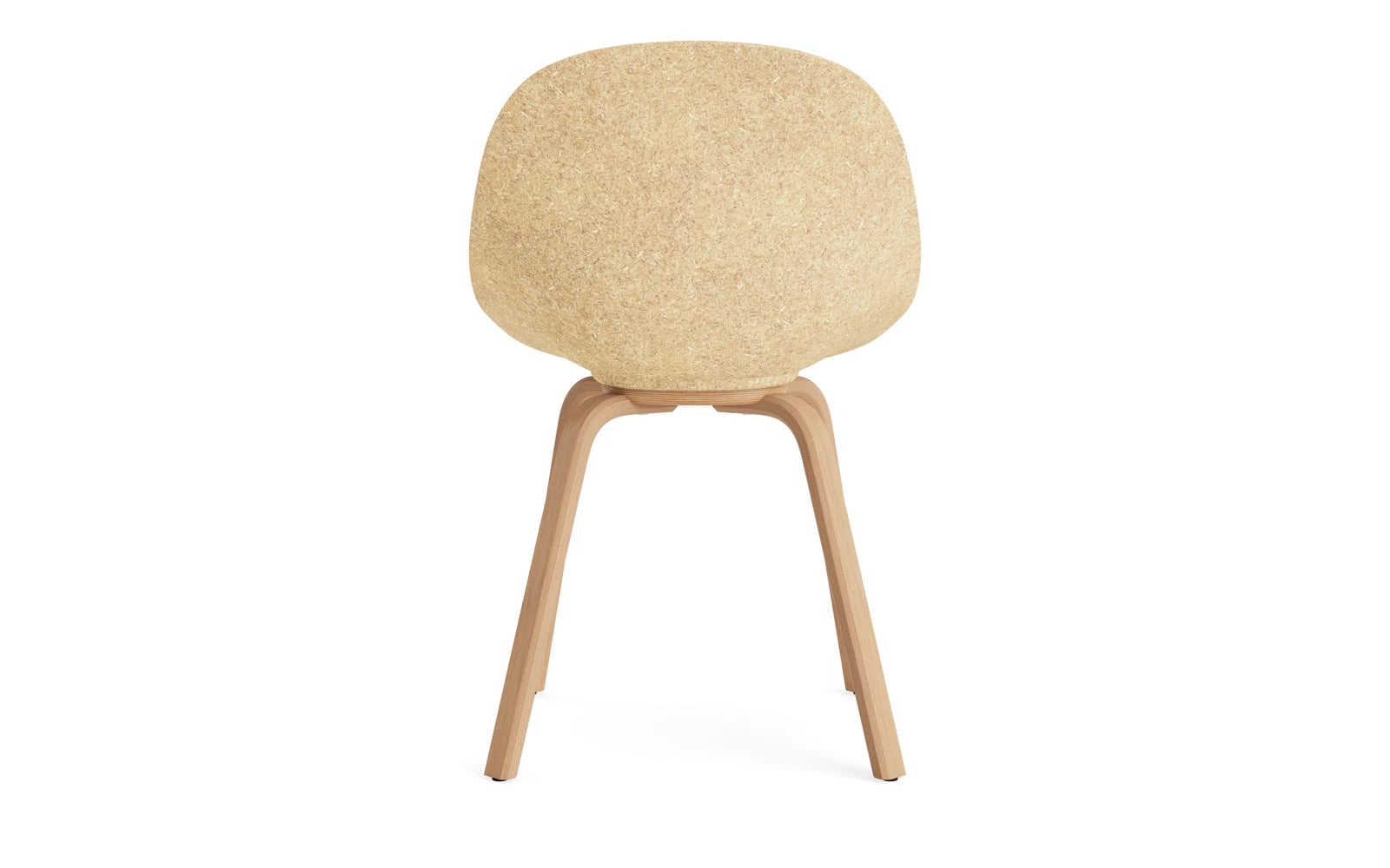 Der Mat Stuhl von Normann Copenhagen vereint modernes Design und natürliche Materialien, ideal für stilvolle Wohnräume.