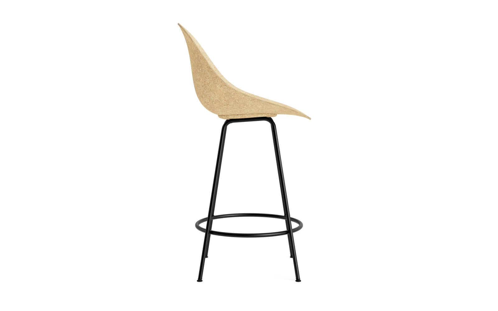 Stylischer Mat Barstuhl von Normann Copenhagen, 65 cm hoch, gefertigt aus robustem schwarzem Stahl und natürlichem Hanf, perfekt für trendige Bars.