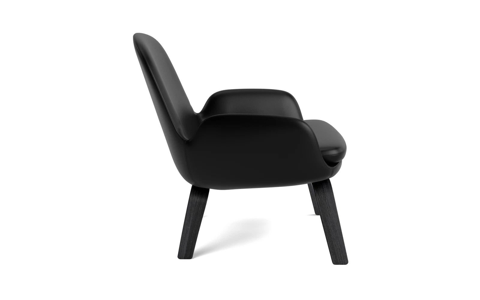 Eleganter Era Lounge-Sessel aus schwarzer Eiche Ultra von Normann Copenhagen, ideal für stilvolle Wohnräume und entspannende Momente.