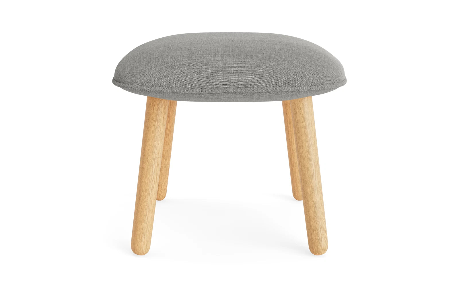 Stylischer Ace Fusshocker Eiche Remix von Normann Copenhagen, ideal für entspannte Momente und stilvolle Akzente in jedem Raum.