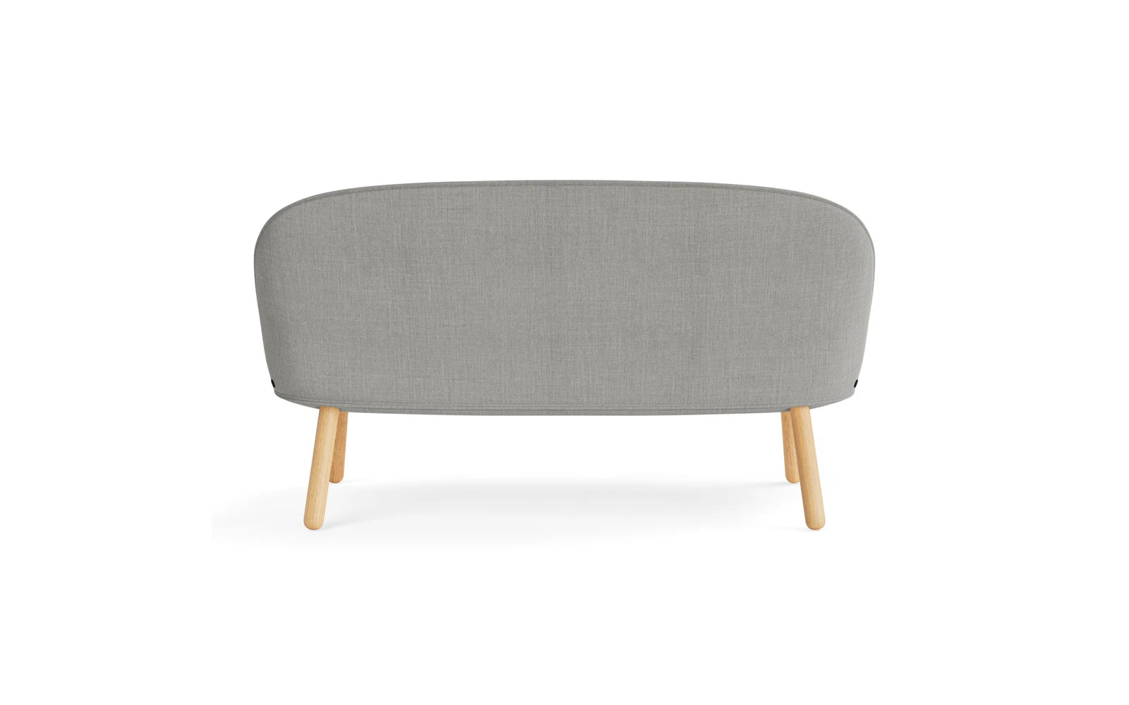Entdecken Sie das stilvolle Ace Sofa Eiche Remix von Normann Copenhagen – ein modernes 2er Sofa, das Eleganz und Gemütlichkeit vereint.