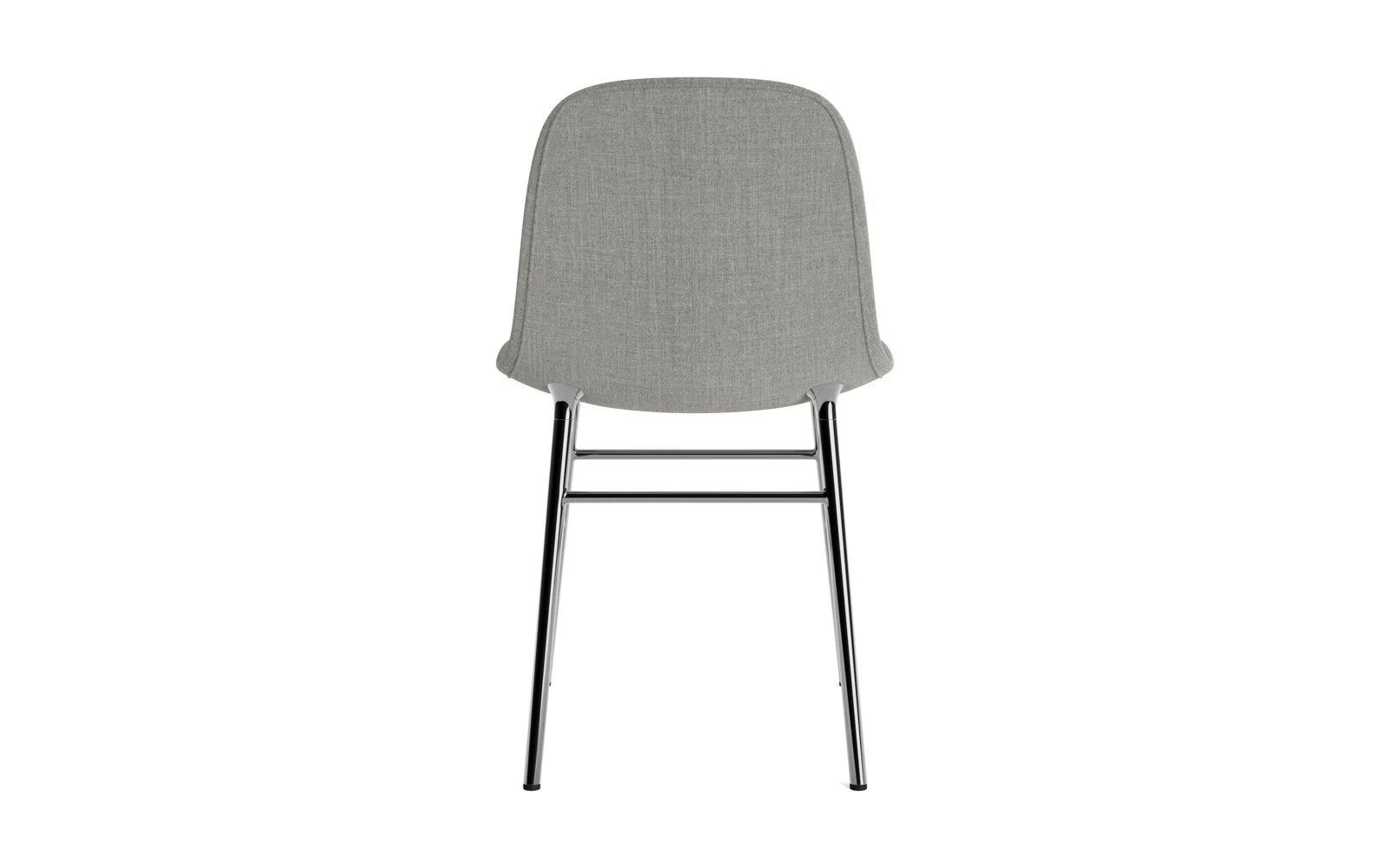 Erleben Sie den Form Stuhl gepolstert Chrome Remix von Normann Copenhagen – ein stilvolles Möbelstück, das modernes Design und höchsten Komfort kombiniert.