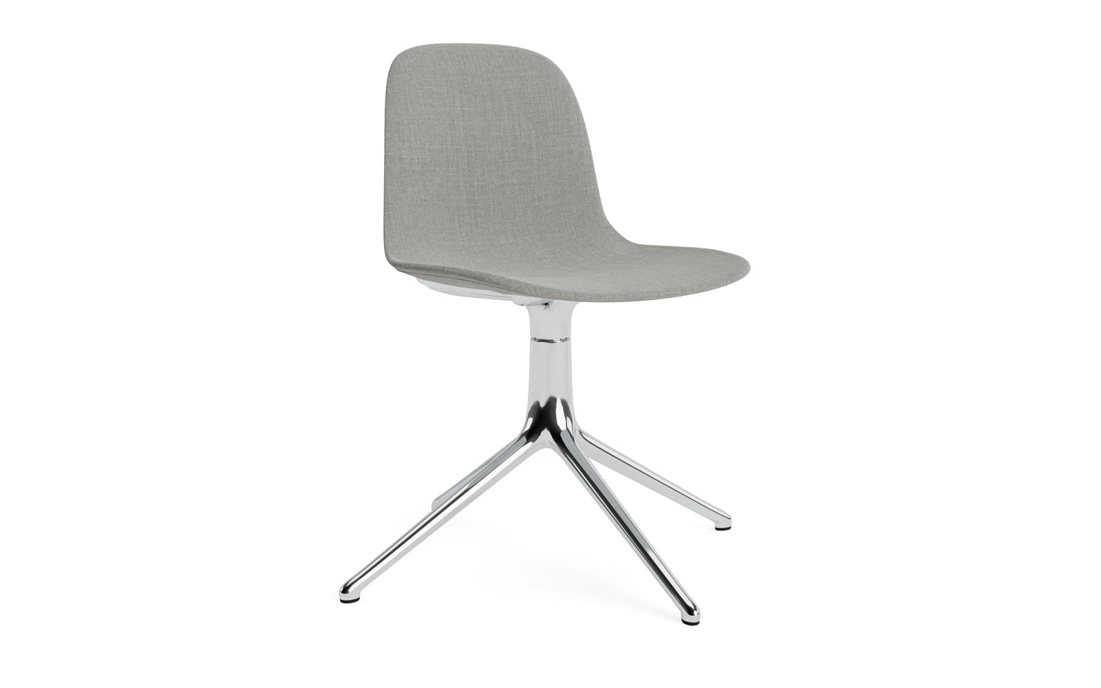Moderner Form Drehstuhl 4L von Normann Copenhagen, gefertigt aus schwarzem Aluminium und komfortablem Vollpolster für zeitgemäßen Komfort.