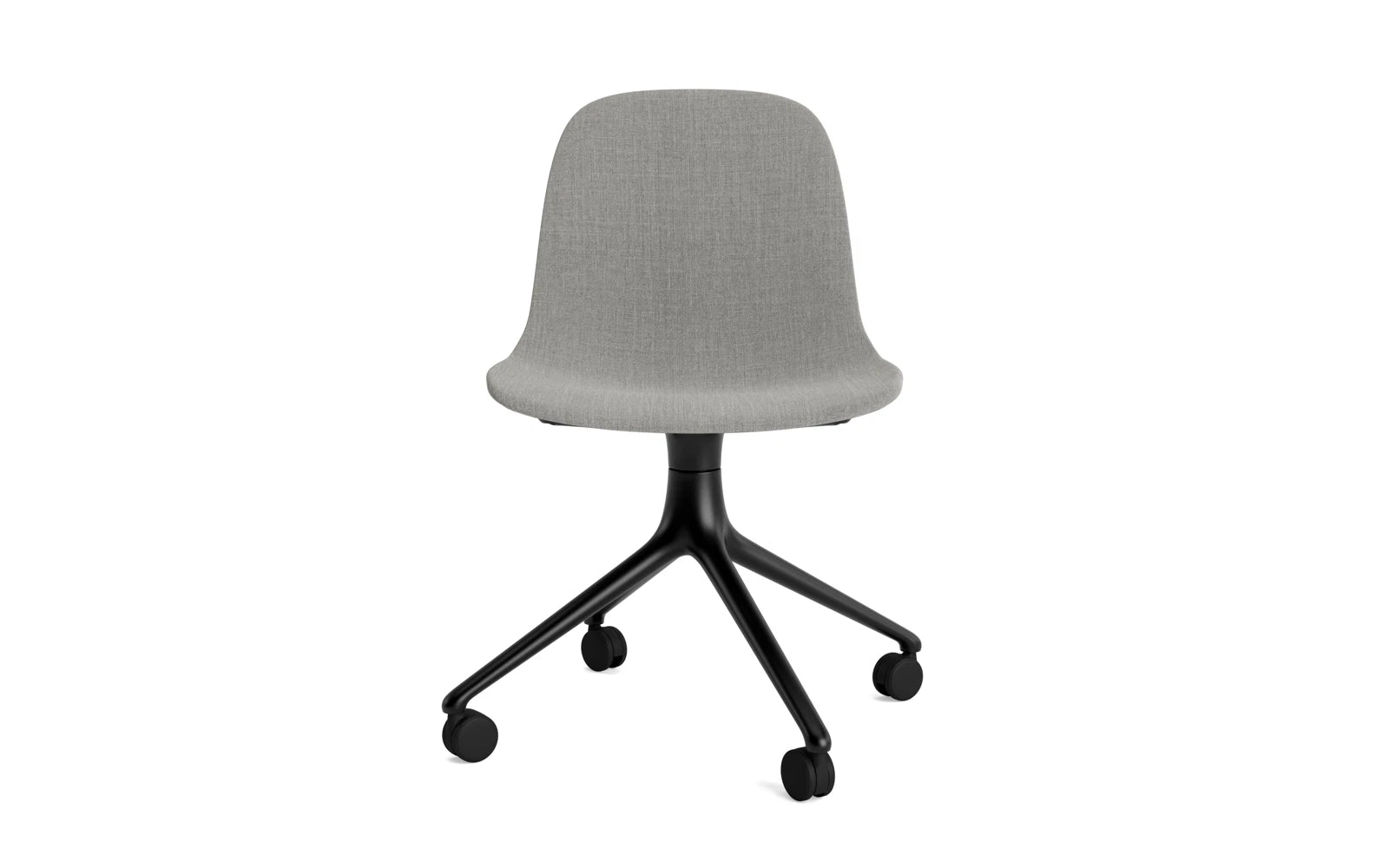 Der Form Drehstuhl 4W von Normann Copenhagen vereint stilvolles Design mit einem komfortablen Vollpolster und einem stabilen Aluminiumrahmen.