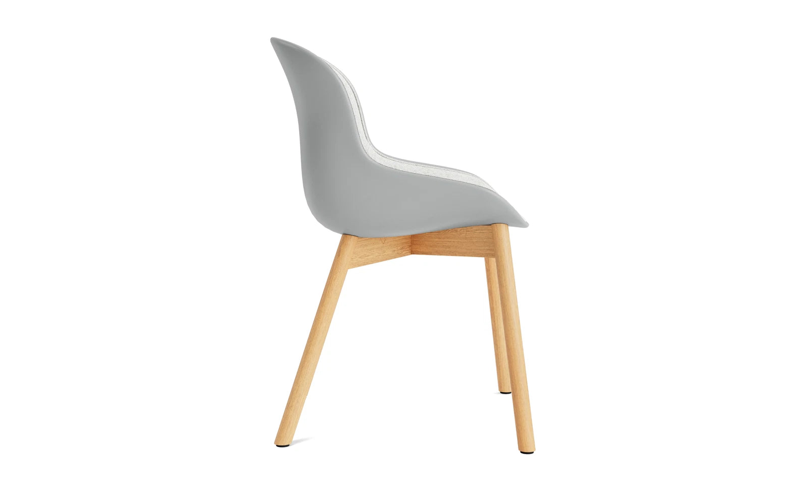 Entdecken Sie den Hyg Stuhl Polster Eiche Grau/Hallingdal von Normann Copenhagen – ein elegantes Design, das Gemütlichkeit und skandinavischen Stil vereint.