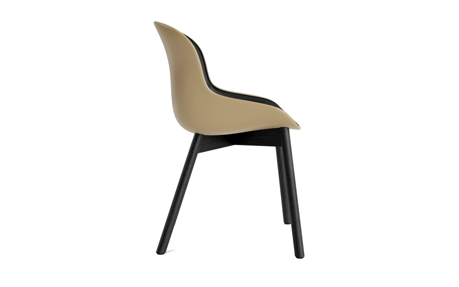 Eleganter Hyg Stuhl von Normann Copenhagen, gefertigt aus schwarzer Eiche mit sandfarbenem Polster, ideal für modernes Wohnen.