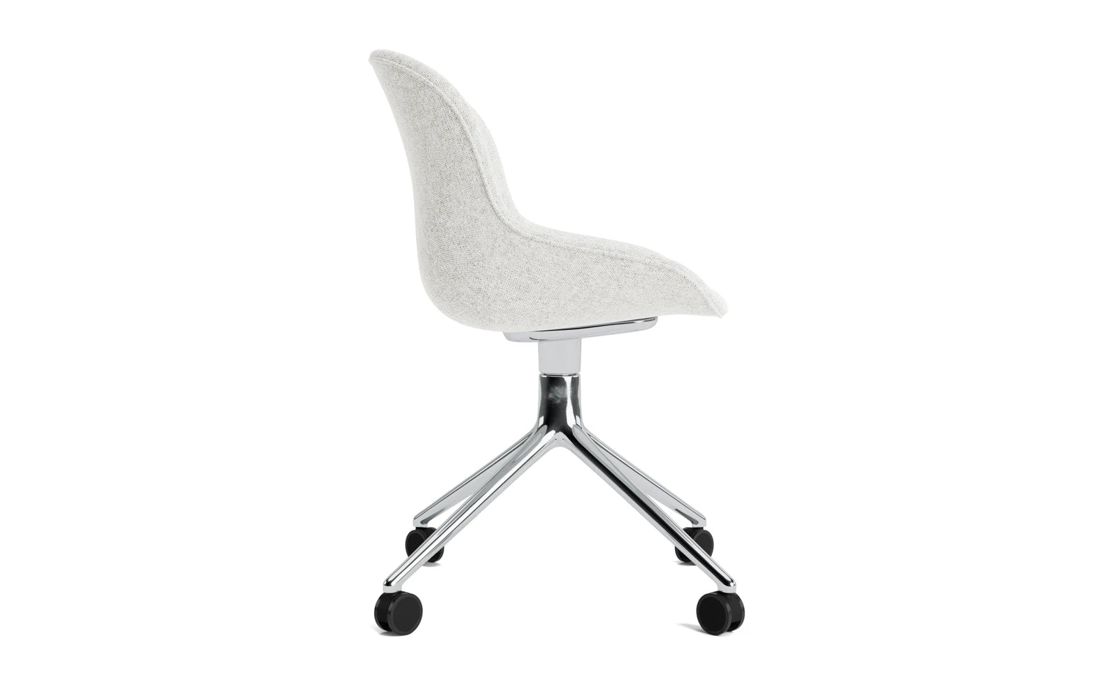 Eleganter Hyg Drehstuhl mit Rollen, gepolstert in hochwertigem Hallingdal-Stoff, ideal für modernes Wohnen und Bürogestaltung.