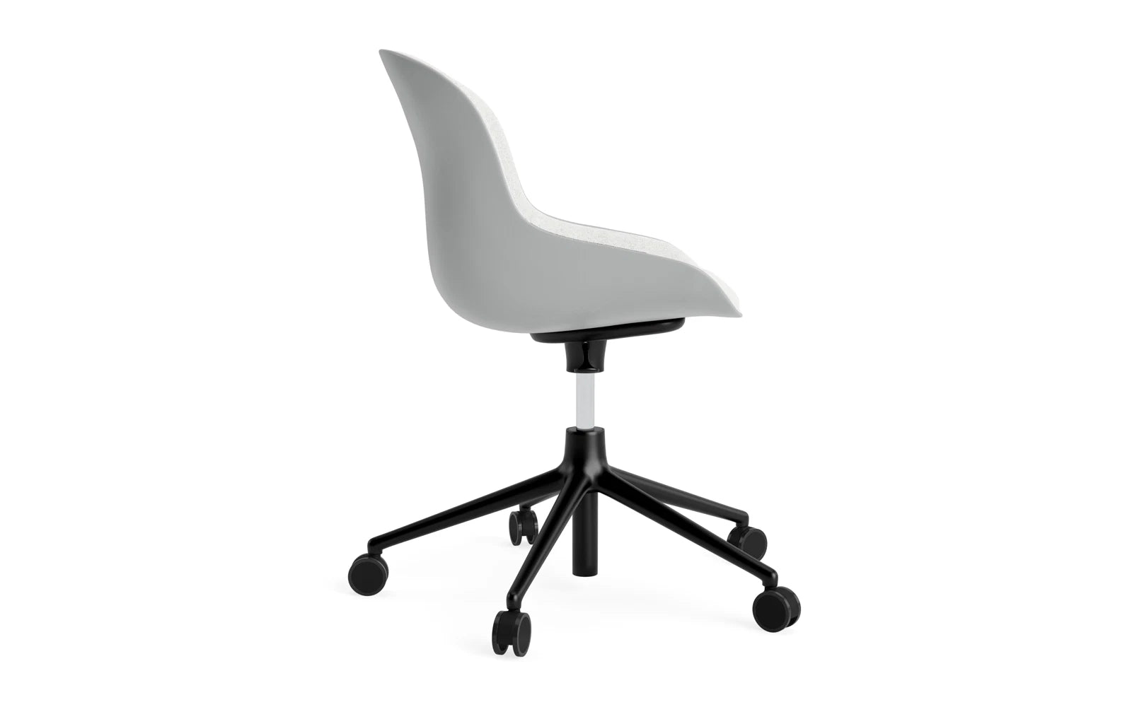 Entdecken Sie den Hyg Drehsessel von Normann Copenhagen: Stilvolles Design, ergonomischer Komfort und vielseitige Einsatzmöglichkeiten für Ihr Zuhause.