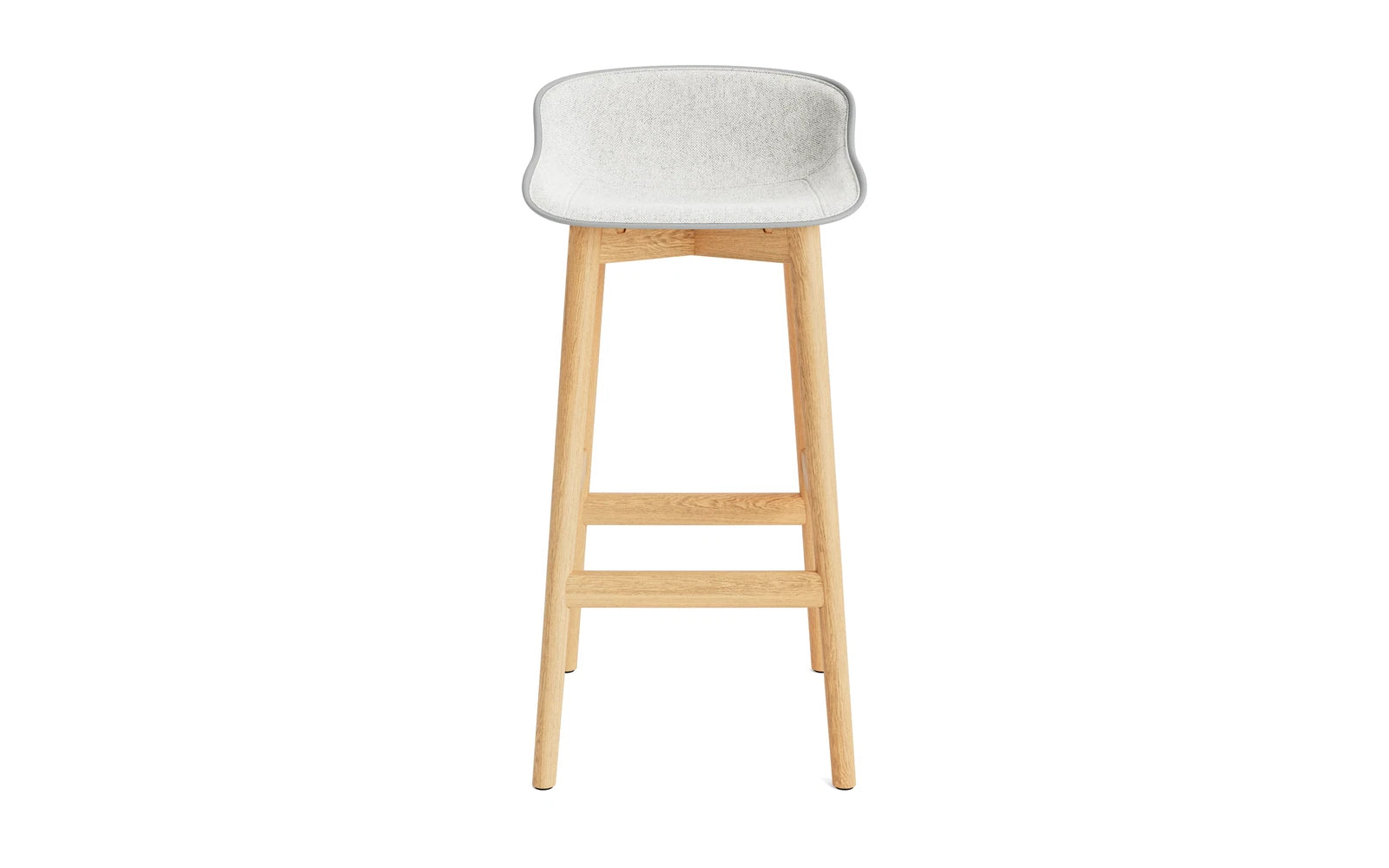 Erleben Sie den Hyg Barhocker 75 cm von Normann Copenhagen – ein eleganter Barhocker aus Eiche mit hochwertiger Hallingdal-Polsterung, ideal für stilvolle Ess- und Loungebereiche.