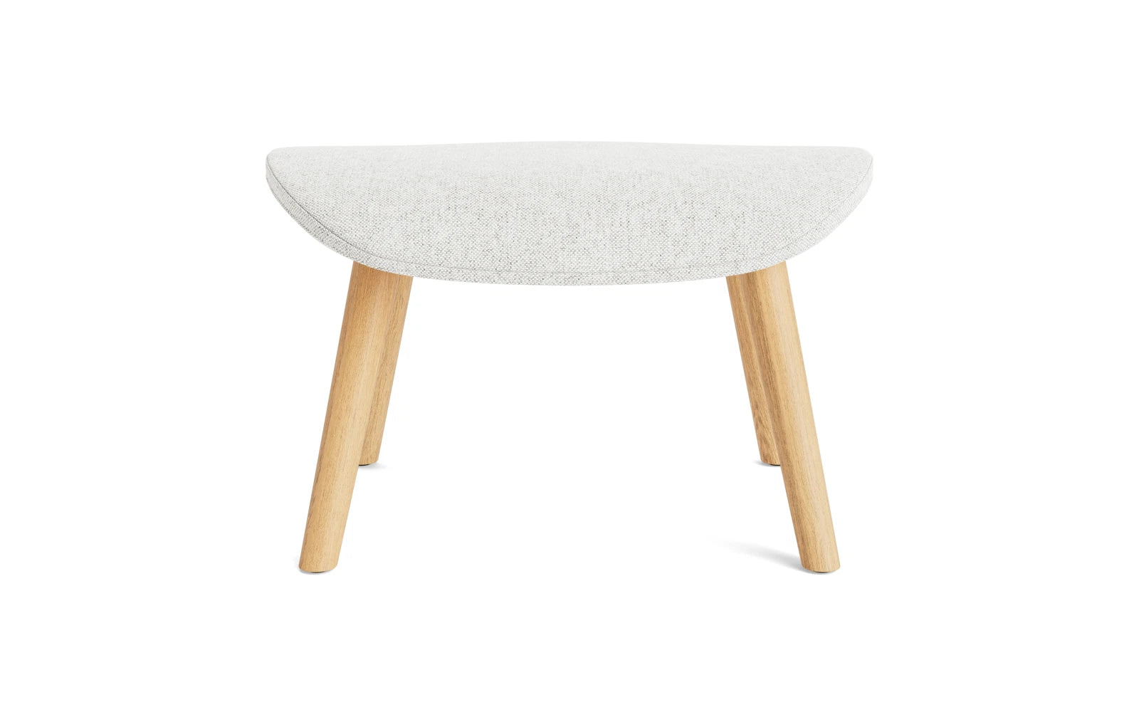 Genießen Sie den Hyg Fusshocker Eiche Hallingdal von Normann Copenhagen – die ideale Verbindung von Komfort und skandinavischem Stil für Ihr Zuhause.