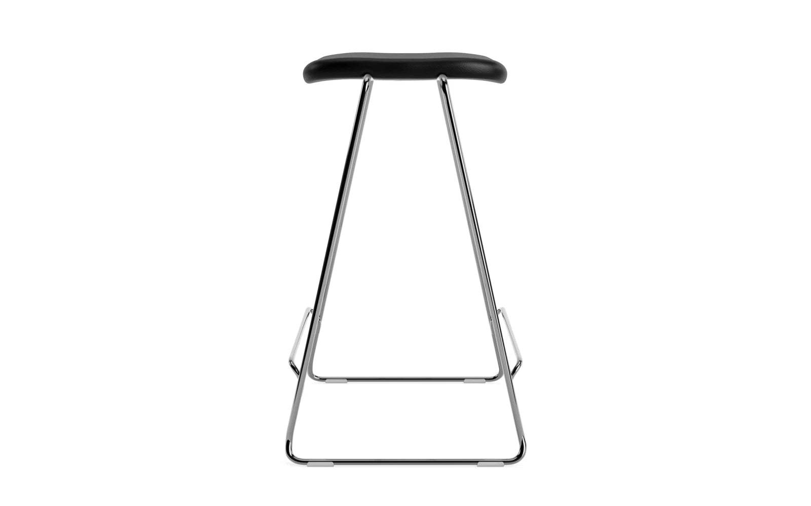 Eleganter Just Barhocker mit 65 cm Sitzhöhe, gepolstert und mit stilvollen Chromakzenten, ideal für moderne Küchen und Bars.