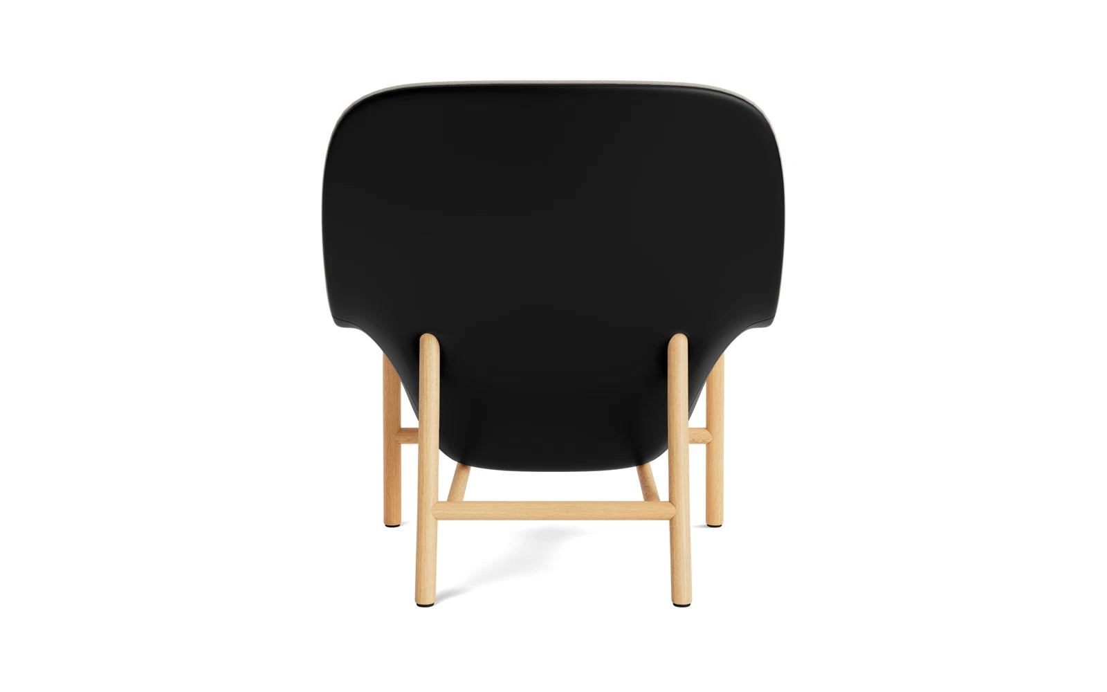Eleganter Drape Lounge-Sessel hoch aus Eiche Ultra von Normann Copenhagen, ideal für gemütliche Stunden und modernes Wohndesign.
