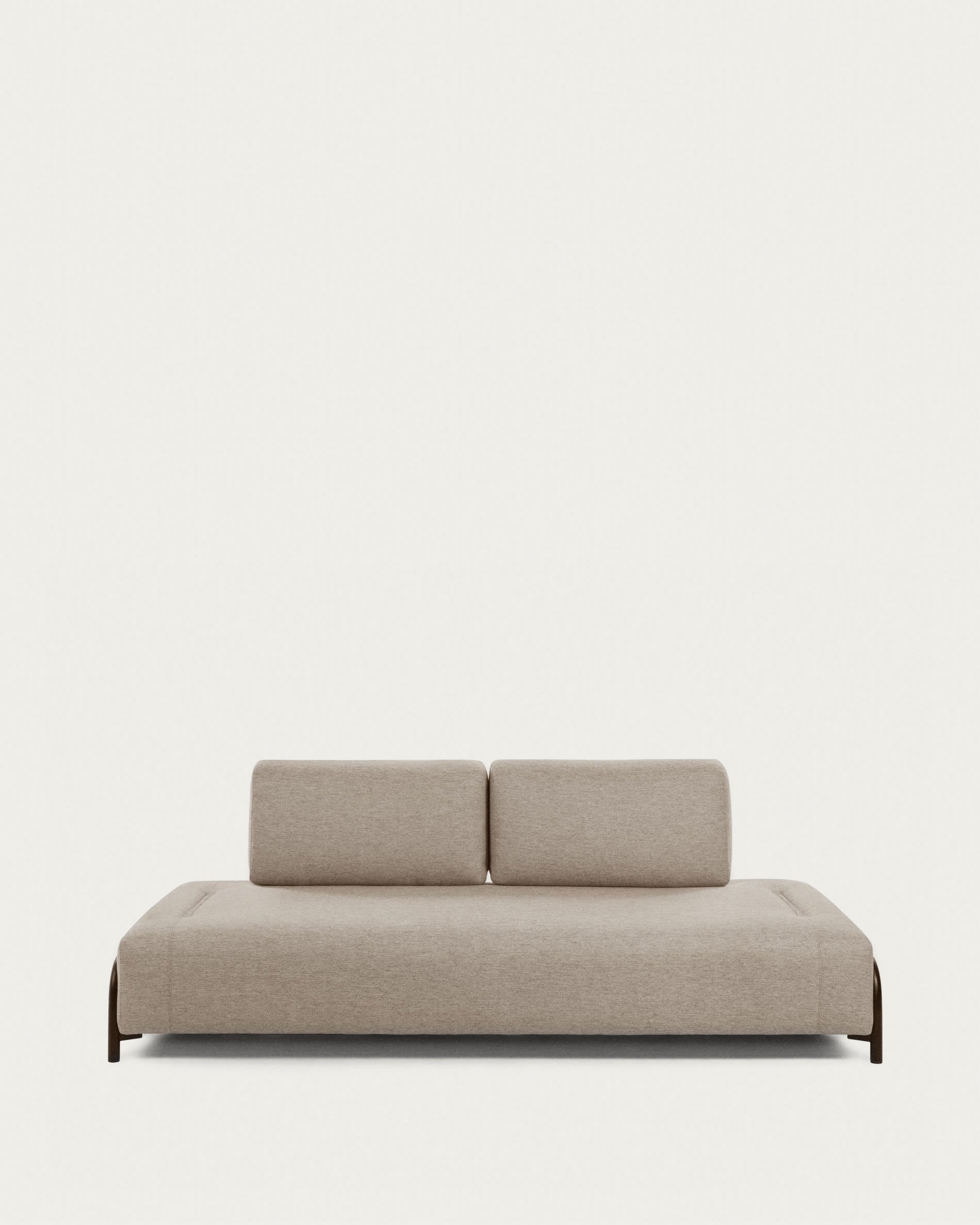 Beige-graues 3-Sitzer Sofa von Kave Home (232 cm) – stilvolle Sitzgelegenheit für entspannte Stunden und modernes Interieur.