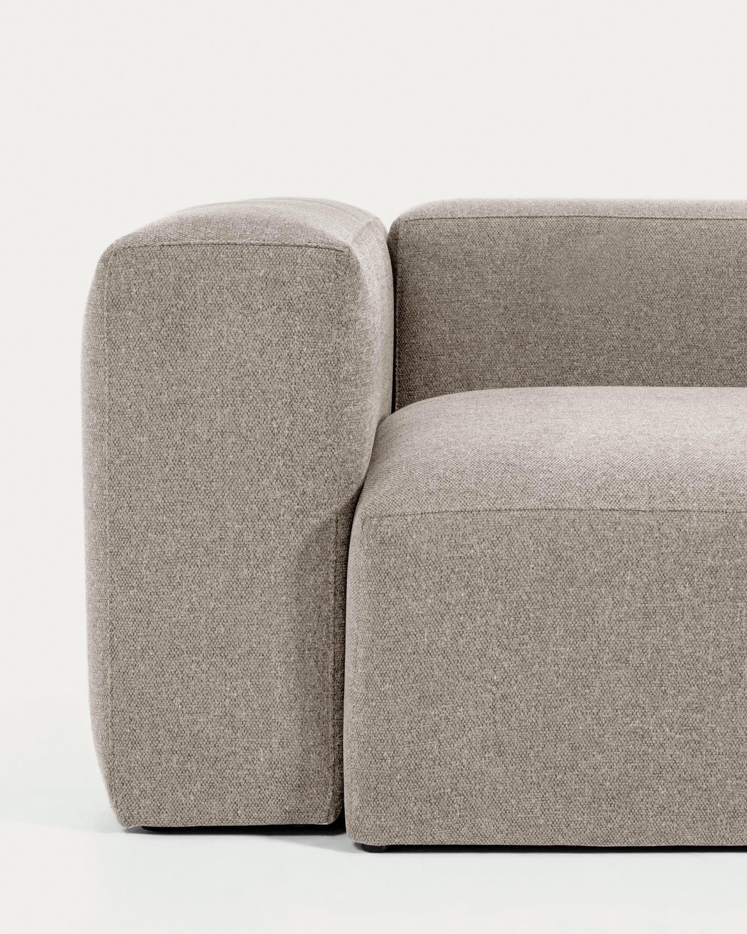 Stilvolles Blok Ecksofa in Beige, 290 x 230 cm, aus langlebigem Chenille, ideal für moderne Wohnzimmer und umweltbewusste Käufer.