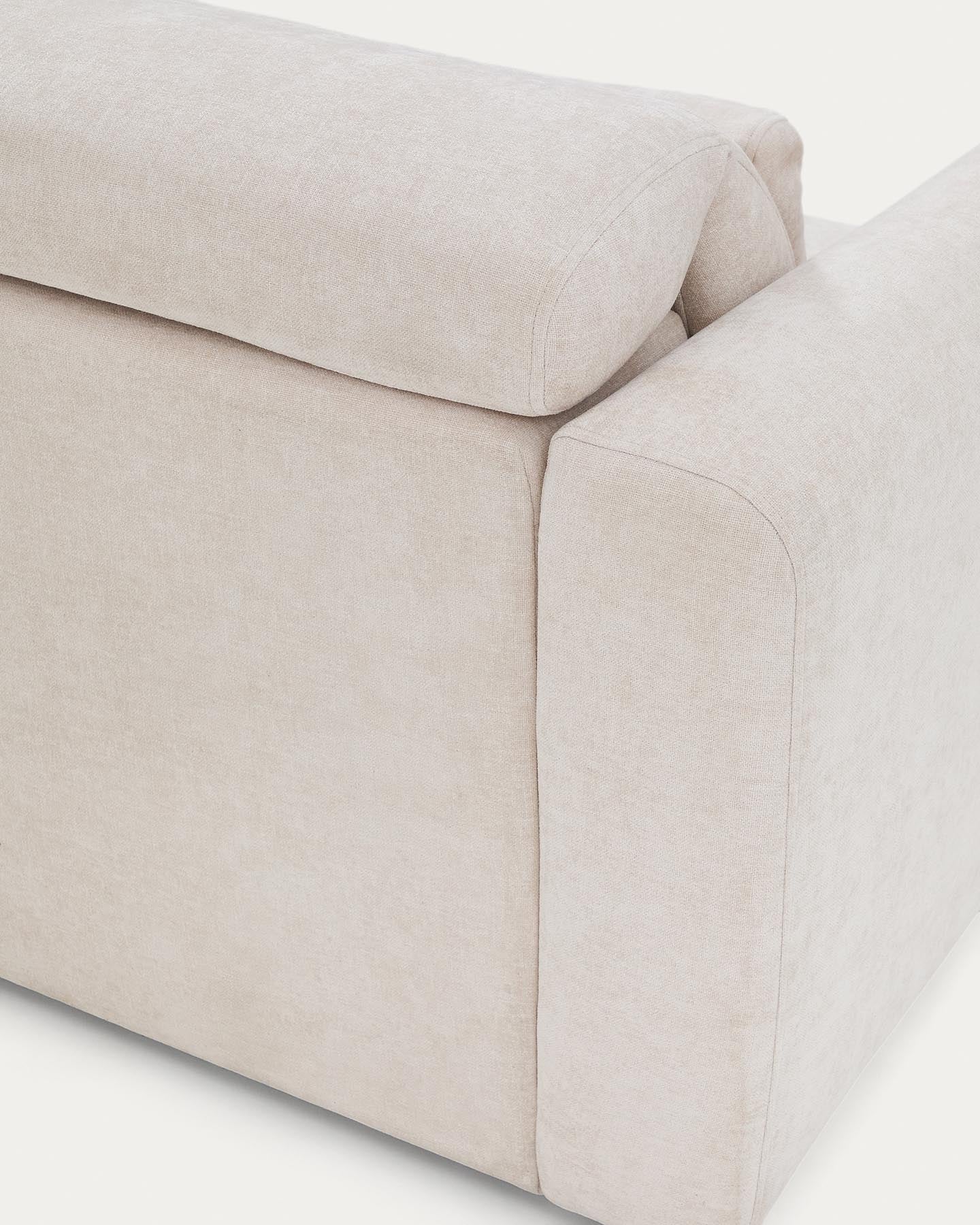 Bequemes 3-Sitzer-Sofa Lares in beiger Chenille, 255 cm, ausgestattet mit elektrisch ausfahrbaren Sitzen und anpassbaren Kopfstützen für höchsten Sitzkomfort.