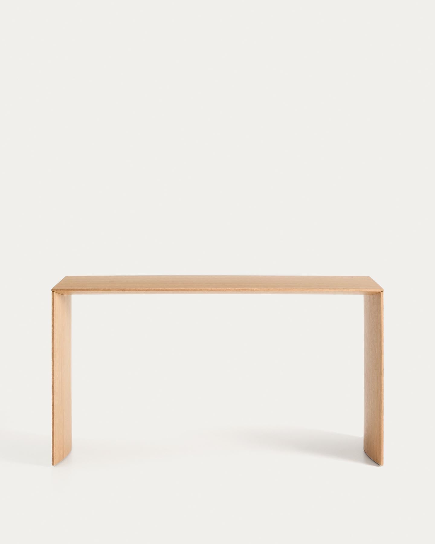 Moderner Arbeitstisch Litto aus hochwertigem Eichenfurnier, 140 x 60 cm, in sanften Brauntönen, ideal für stilvolle Büros und Home-Offices.