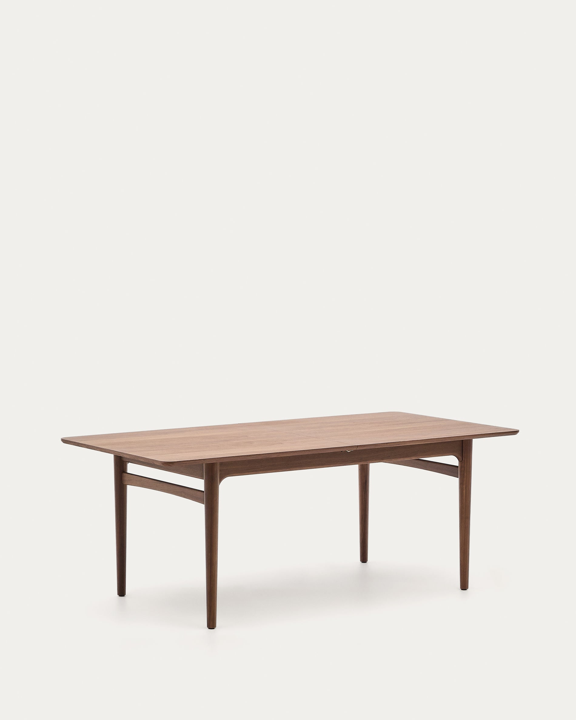 Moderner, ausziehbarer Esstisch aus Nussbaumholz, 200 cm (erweiterbar auf 260 cm), perfekt für stilvolle Essbereiche und gesellige Anlässe.