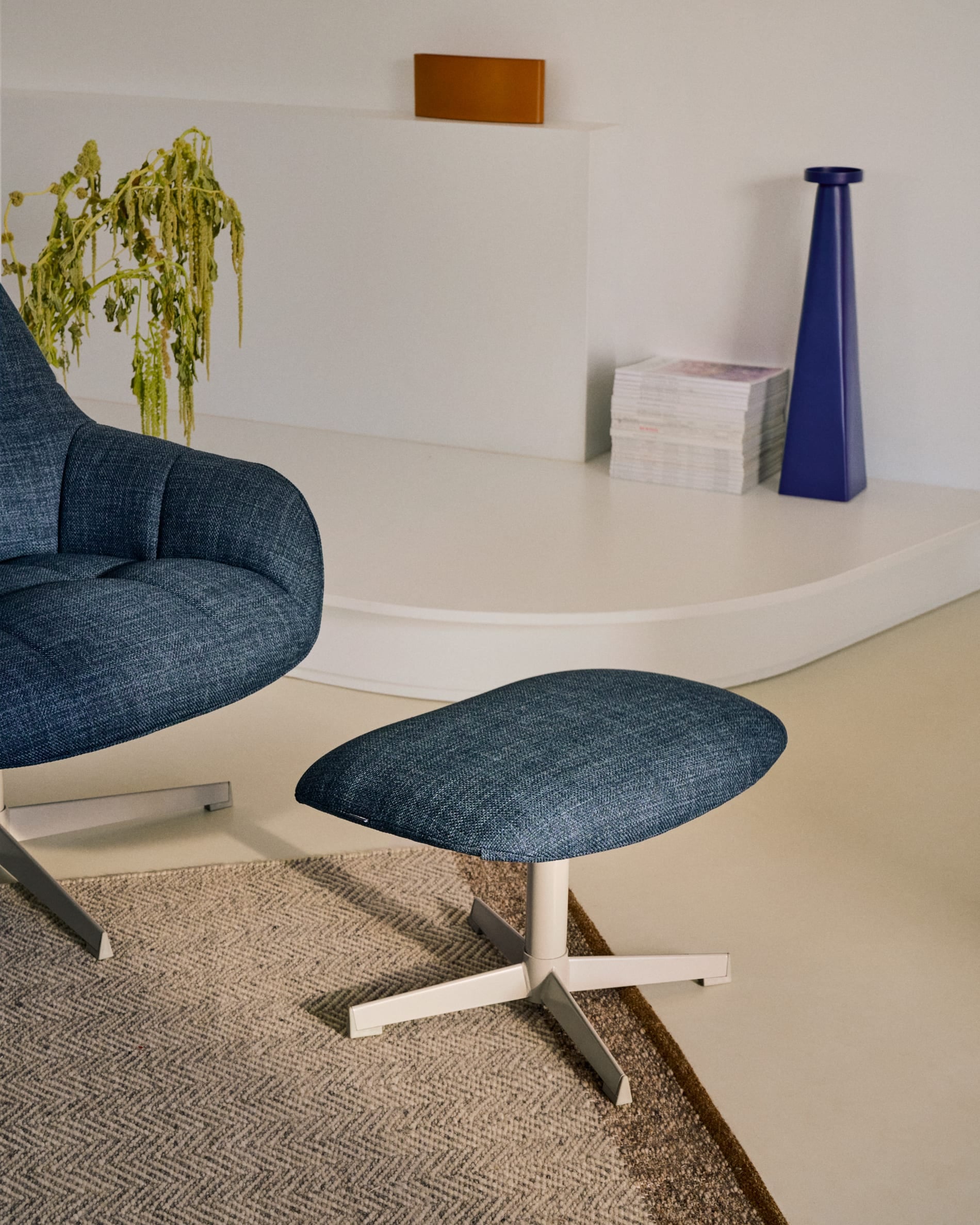 Eleganter Nifelia Jacquard-Teppich aus hochwertiger Wolle in Beige, 160 x 230 cm. Ideal für jedes Zuhause, vereint Stil und Komfort.