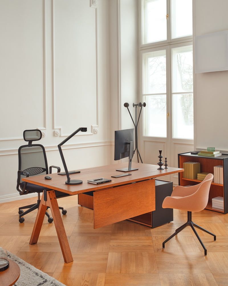 Astro ASR01 - Bürostuhl in  präsentiert im Onlineshop von KAQTU Design AG. Bürostuhl ist von Mdd