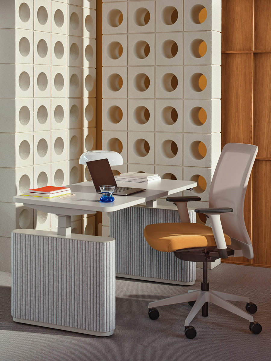 Leo LEO - Bürostuhl in Grau präsentiert im Onlineshop von KAQTU Design AG. Bürostuhl ist von Mdd