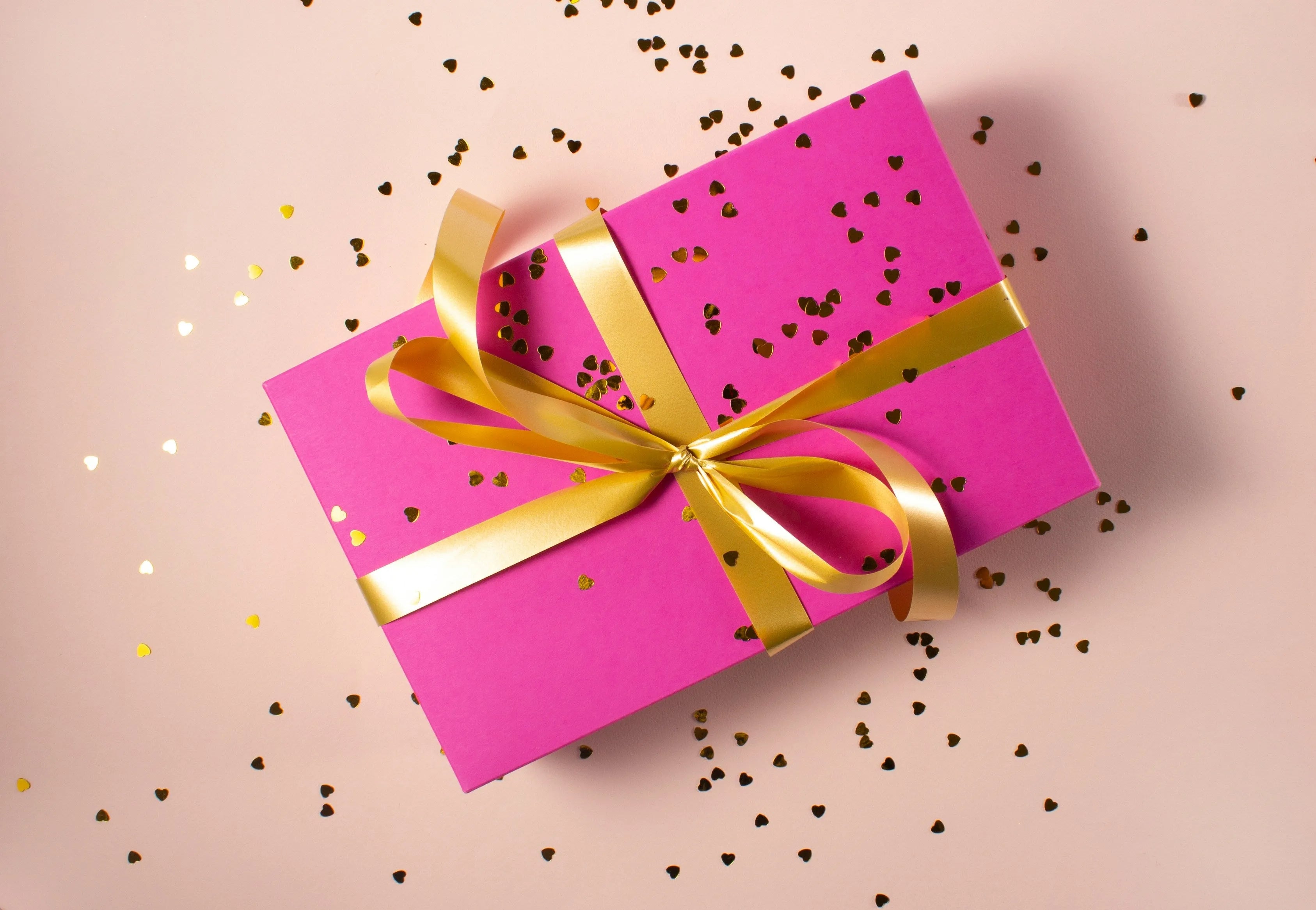 KAQTU Geschenkgutscheine: Flexibilität und Freude für jeden Anlass. Perfekt für Geburtstage, Jubiläen und Überraschungen.