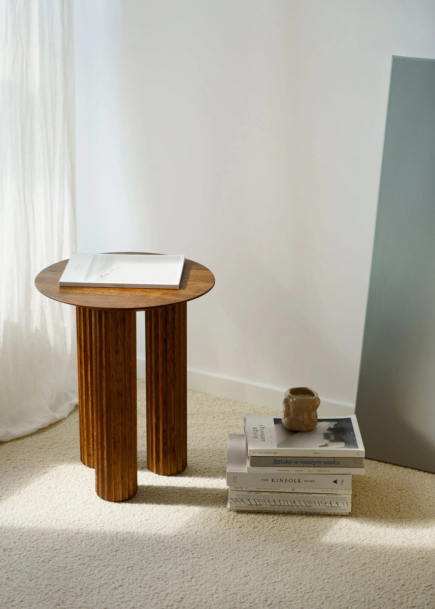 Filar FILR42 - Holz-Beistelltisch in Eiche Natur präsentiert im Onlineshop von KAQTU Design AG. Beistelltisch ist von Tamo