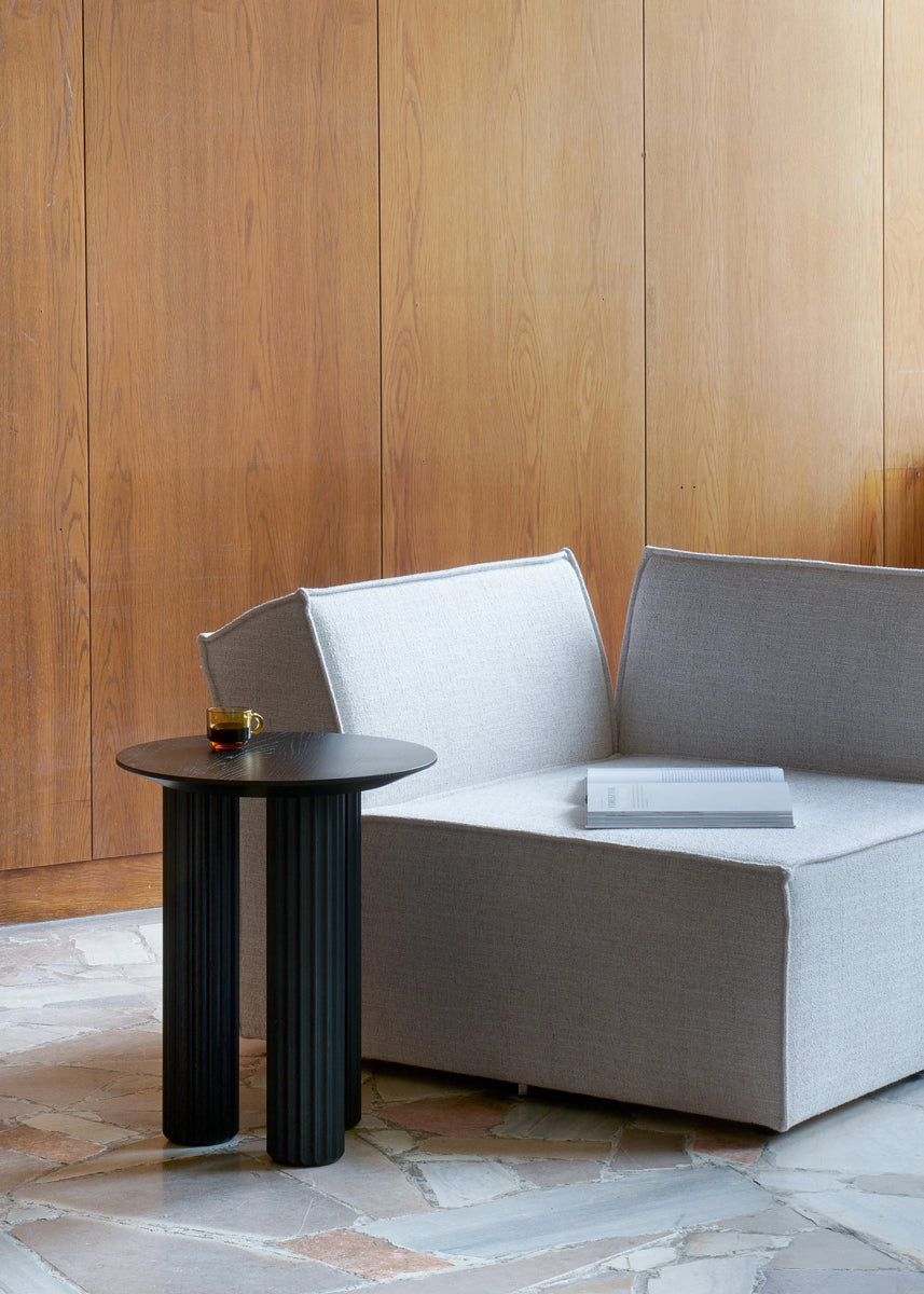 Filar FILR42 - Holz-Beistelltisch in Eiche Natur präsentiert im Onlineshop von KAQTU Design AG. Beistelltisch ist von Tamo