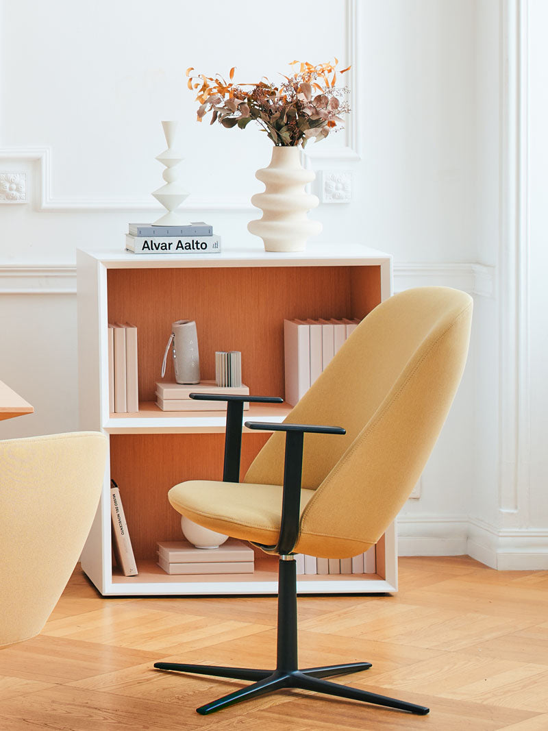 Gravity GAV16 - Regal in Graphit präsentiert im Onlineshop von KAQTU Design AG. Standregal ist von Mdd