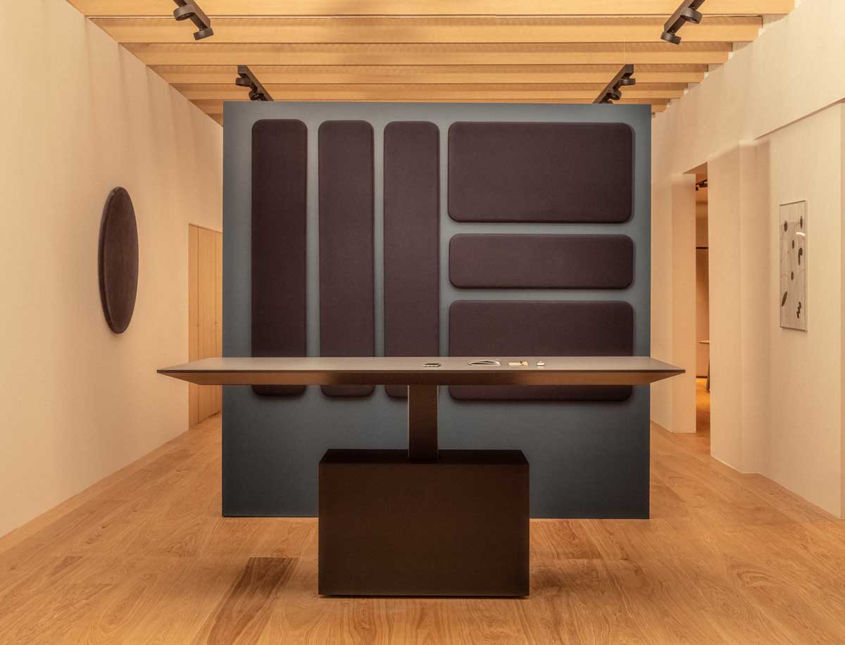 Gravity GAV5 - Chefzimmer-tisch in Furnier Amerkian. Nussbaum präsentiert im Onlineshop von KAQTU Design AG. Schreibtisch ist von Mdd