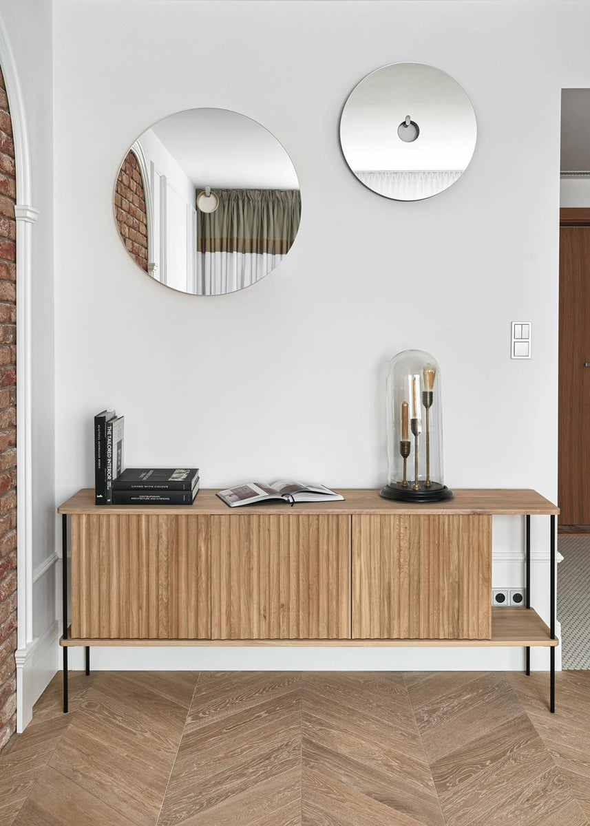 Maya MY02 - Holz-Schrank in Eiche Natur präsentiert im Onlineshop von KAQTU Design AG. Büroschrank ist von Tamo