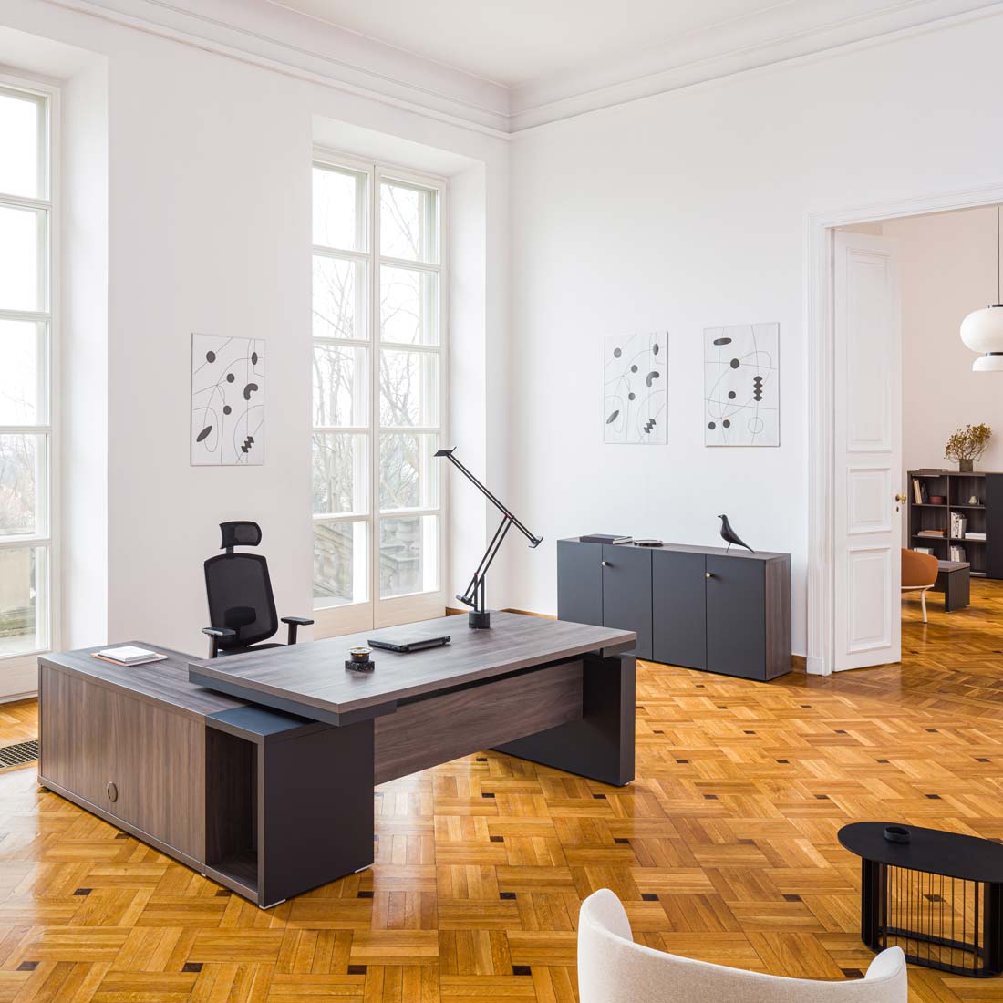 Mito MIT20 - Schrank in Schwarz präsentiert im Onlineshop von KAQTU Design AG. Büroschrank ist von Mdd