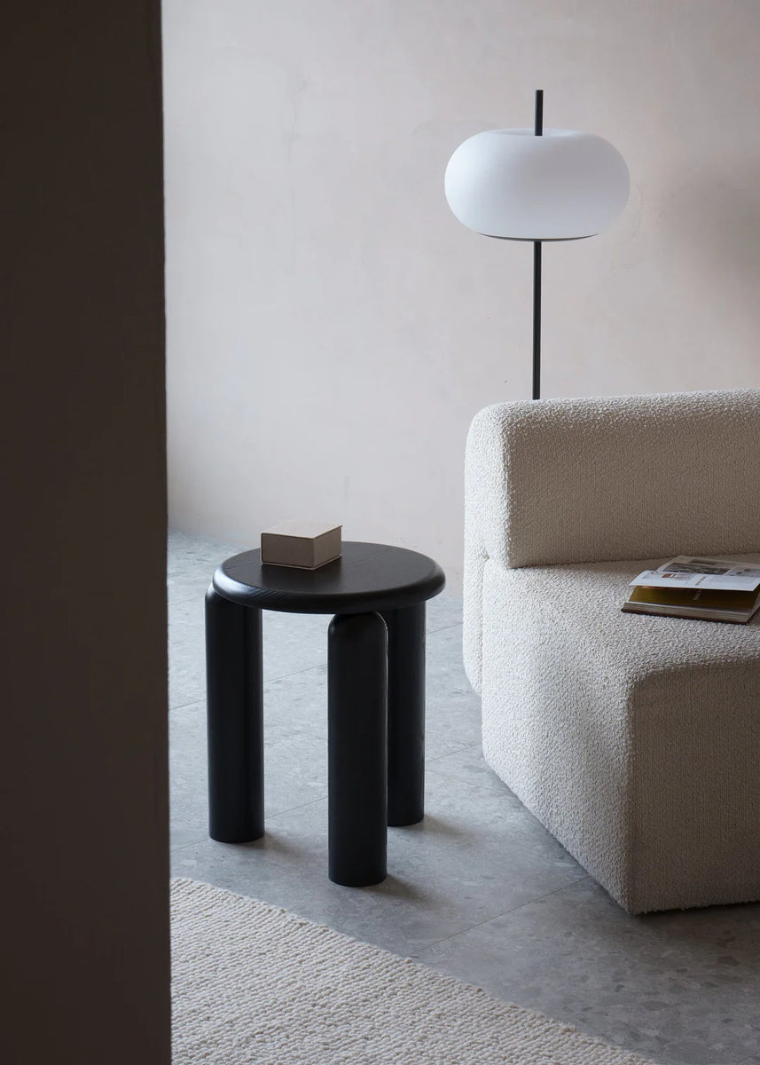 Neo NEO40 - Beistelltisch in Eiche Natur präsentiert im Onlineshop von KAQTU Design AG. Beistelltisch ist von Tamo