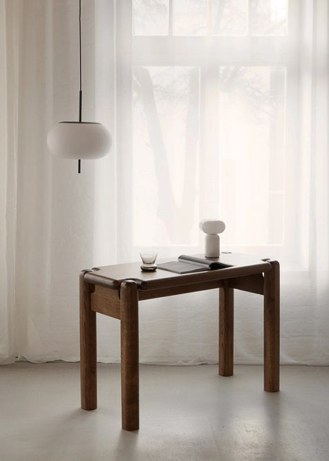 Puffo PFF01 - Schreibtisch in Dunkel Eiche präsentiert im Onlineshop von KAQTU Design AG. Schreibtisch ist von Tamo